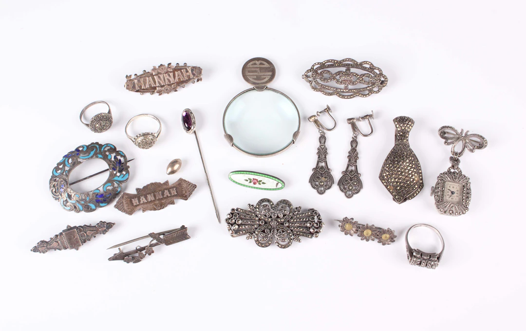 A group of mostly silver jewellery, including three marcasite rings