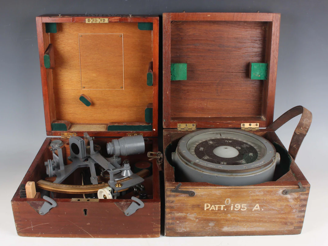 A mid-20th century British Royal Navy grey enamelled sextant with