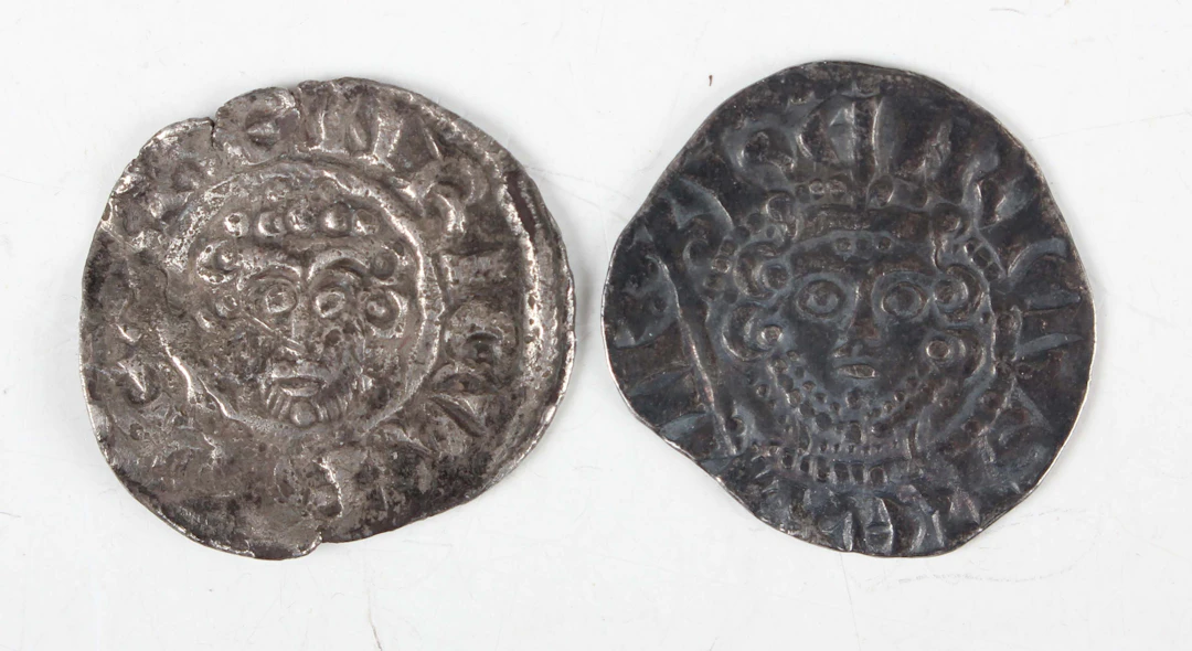 A Henry III hammered silver long-cross penny 1216-1272, moneyer Renaud