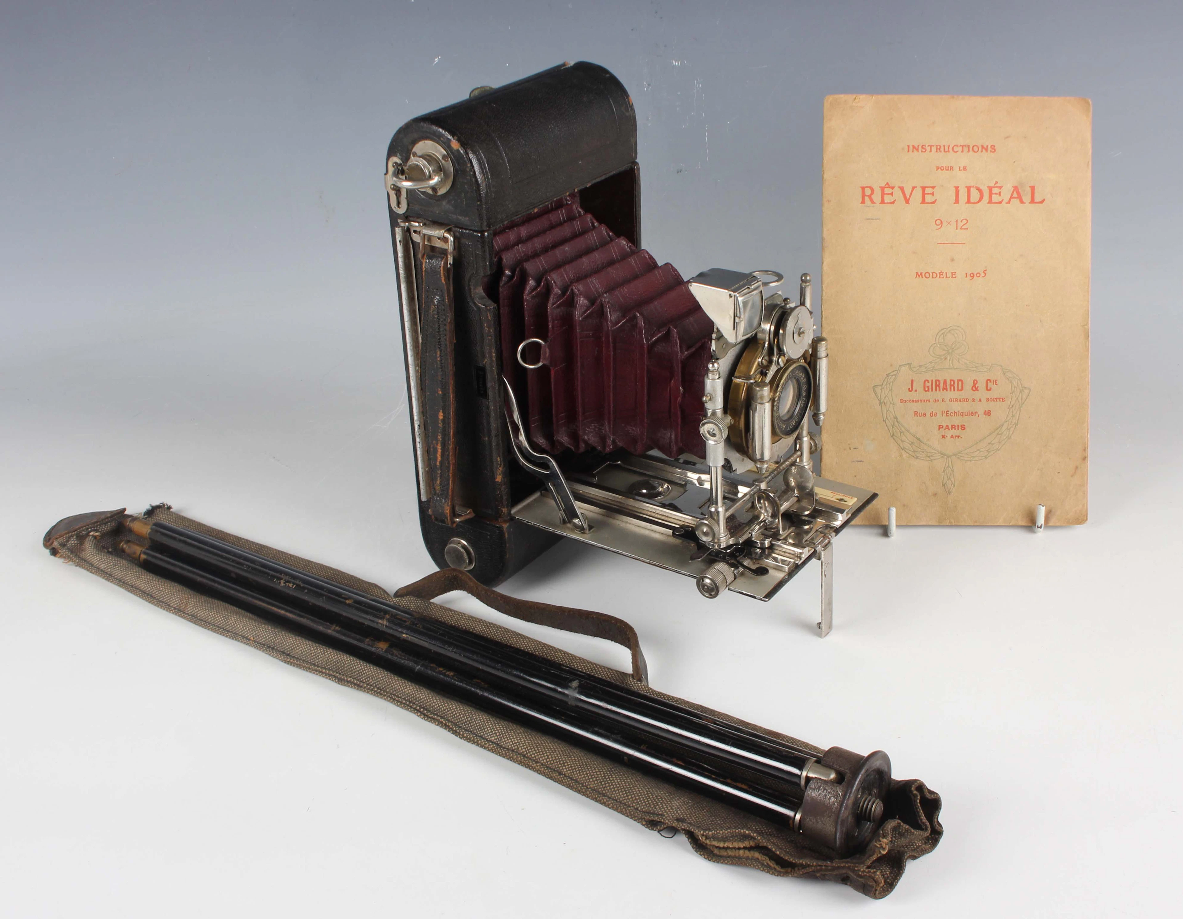 A J. Girard & Cie Le Rêve Idéal 9x12 folding plate camera, model 1905