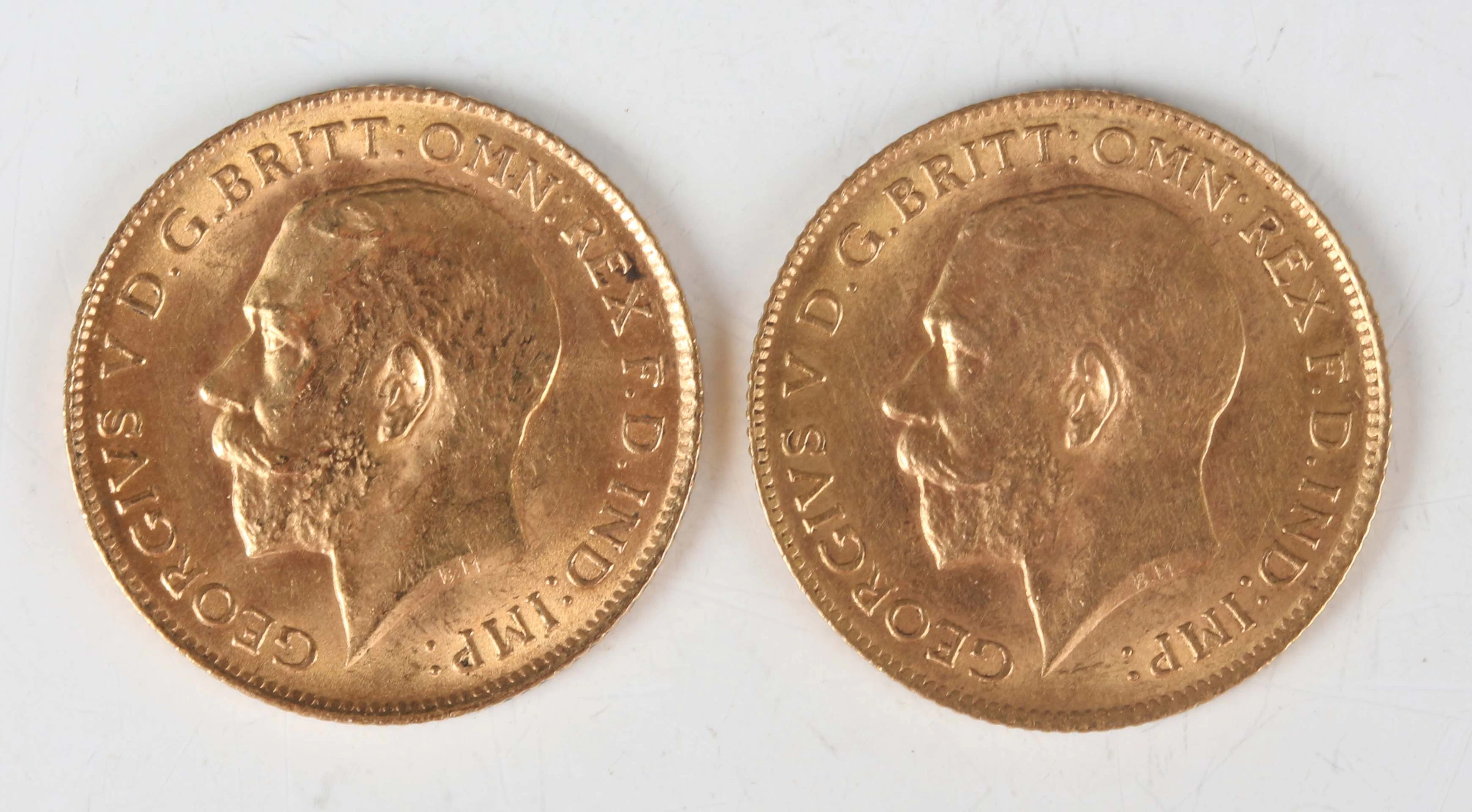 Two George V half-sovereigns 1914. Note: this lot includes an HMRC