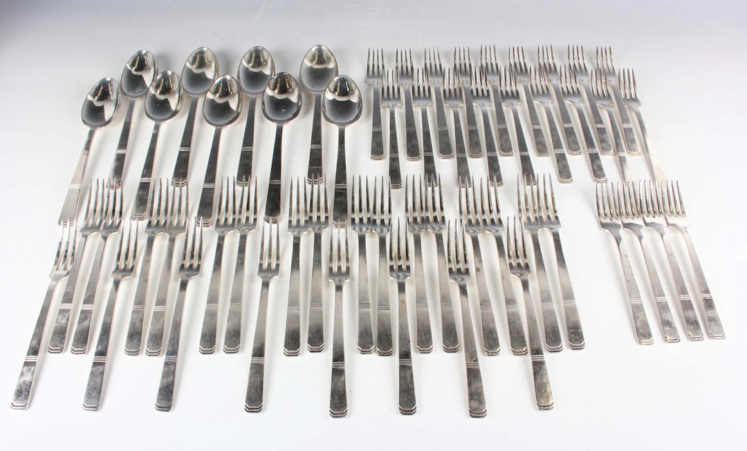A Walker & Hall part canteen of plated Nile pattern cutlery, comprising