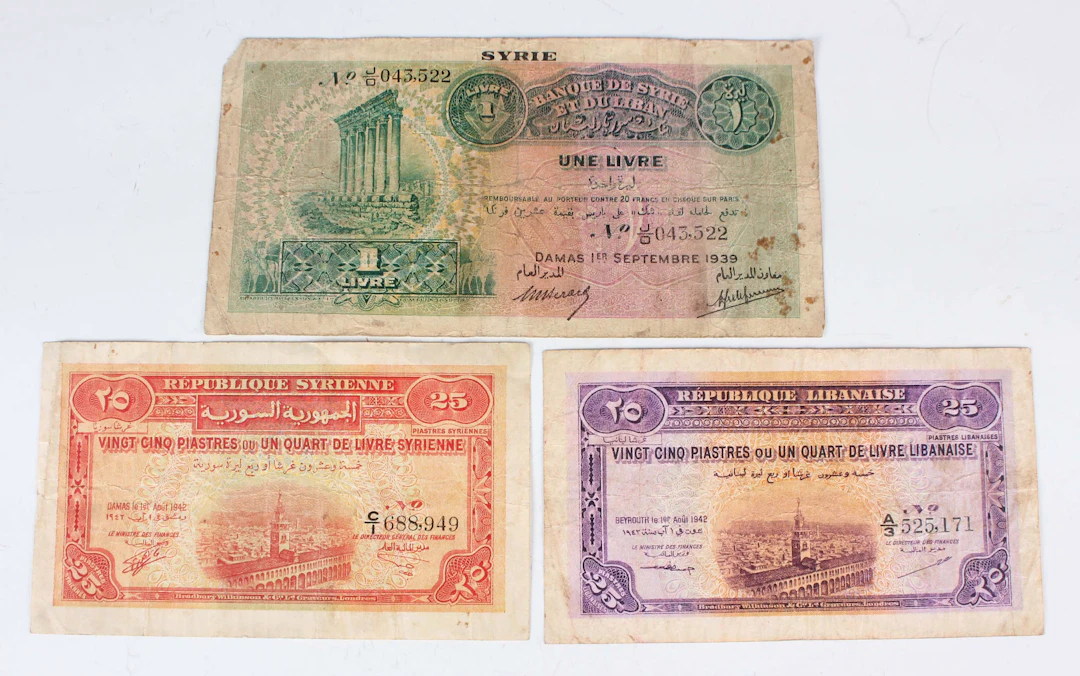A collection of Syrian and Lebanese banknotes, including a Republic