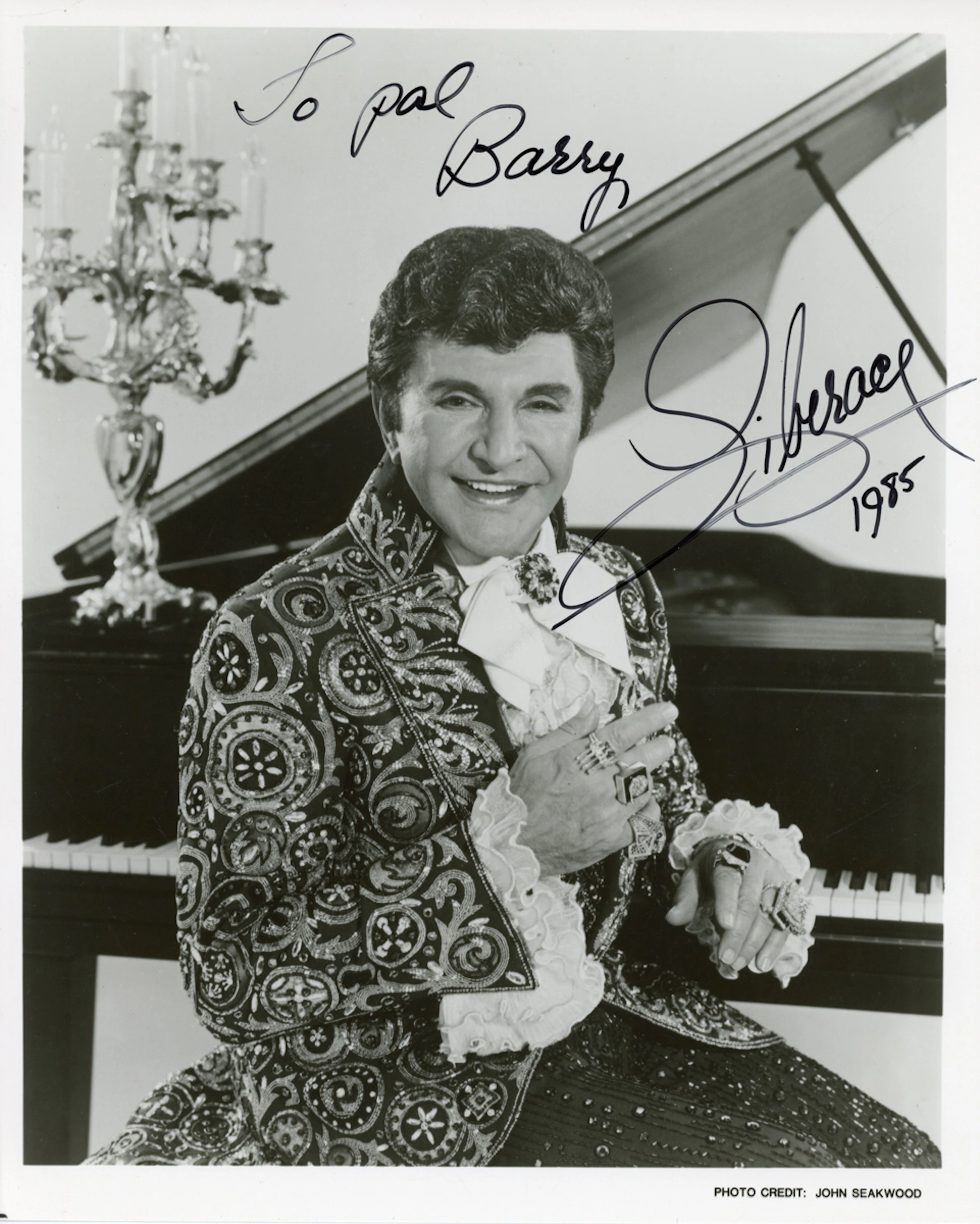AUTOGRAPHS. A collection of approximately 200 signed photographs