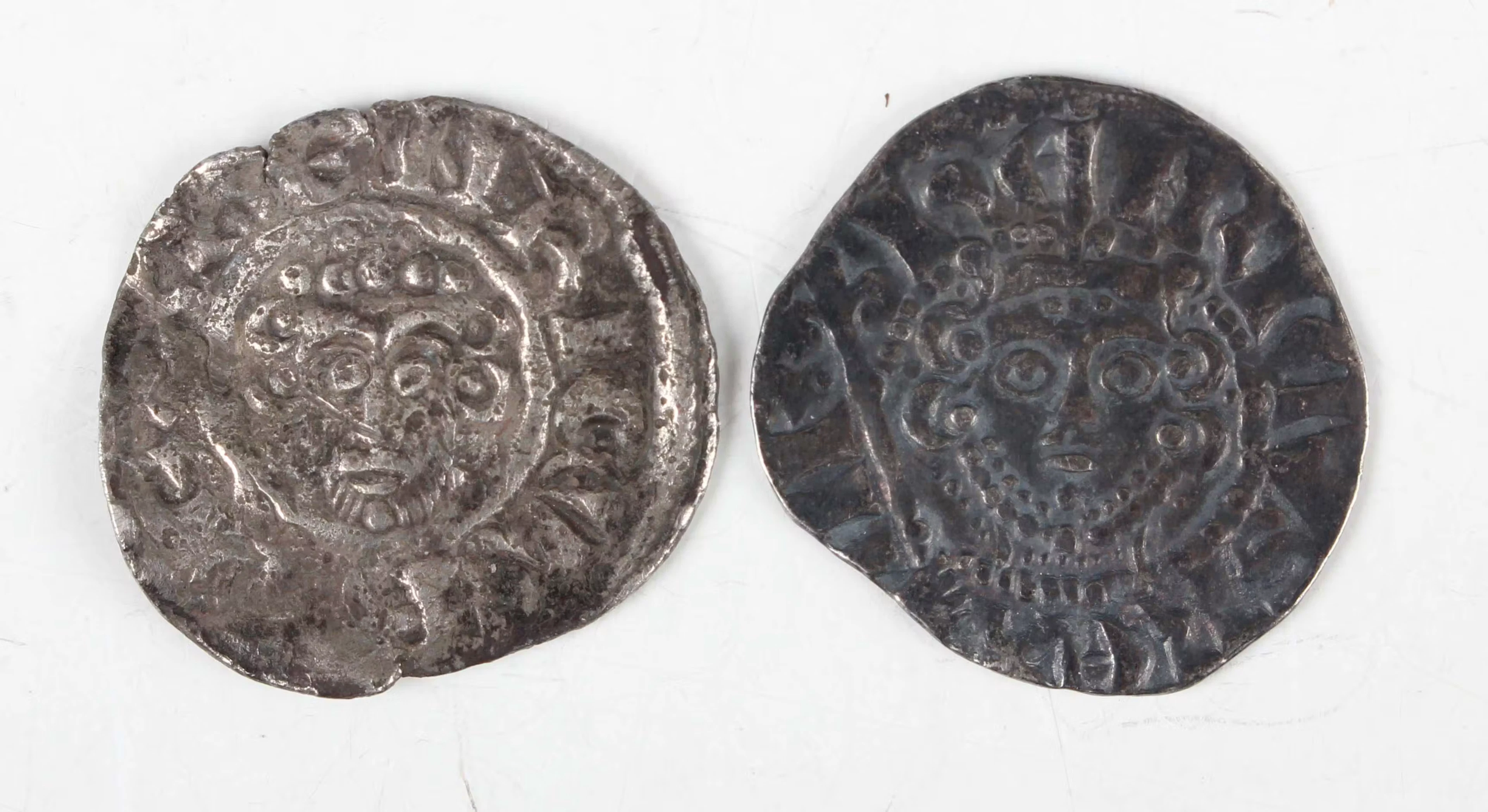 A Henry III hammered silver long-cross penny 1216-1272, moneyer Renaud
