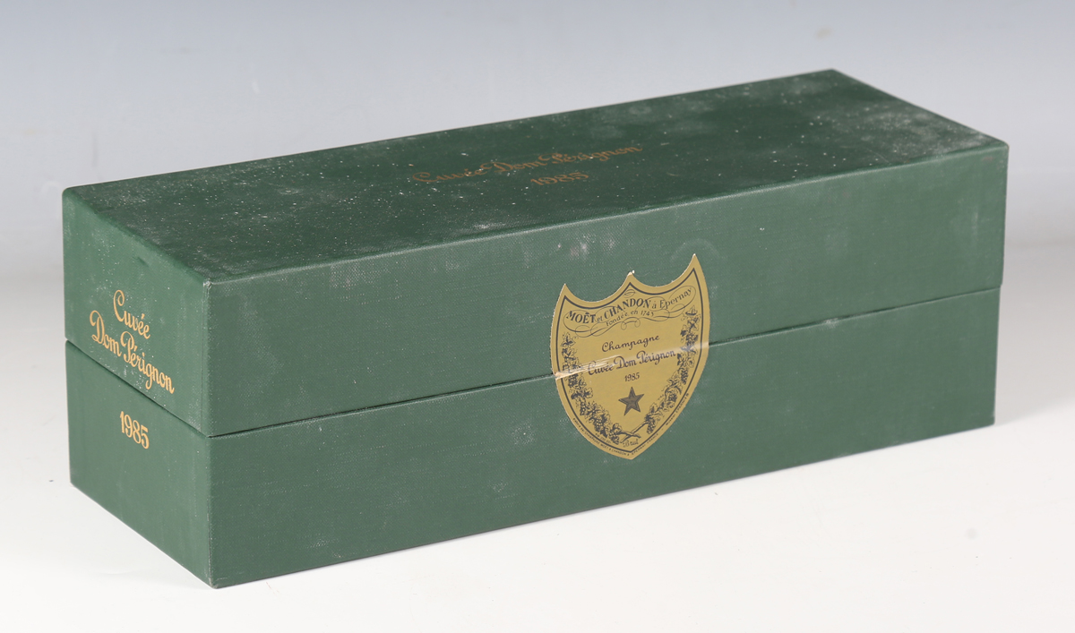 Moët & Chandon Cuvée Dom Perignon Champagne, 1985, boxed (1).
