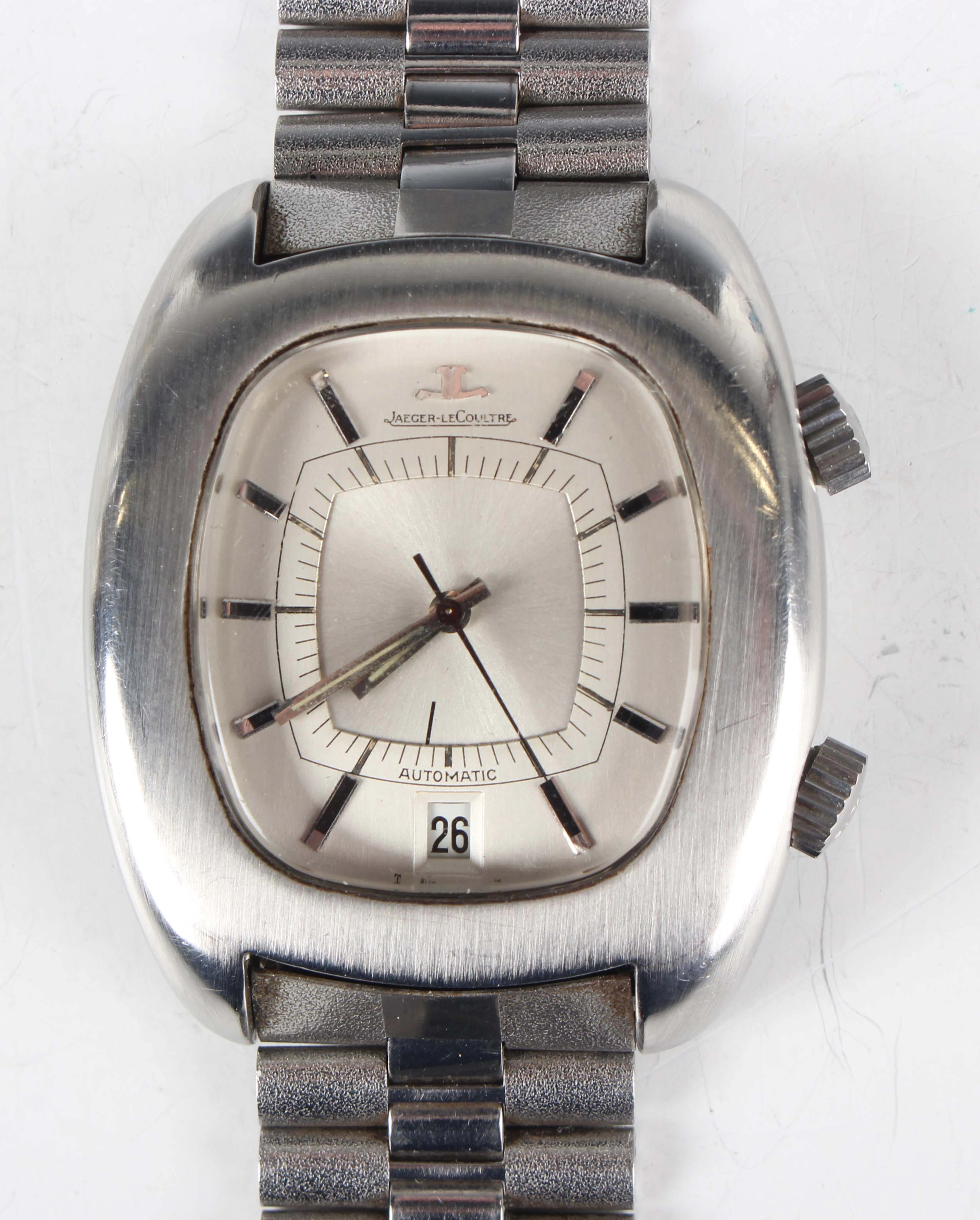 A Jaeger-LeCoultre Automatic Memovox stainless steel calendar alarm