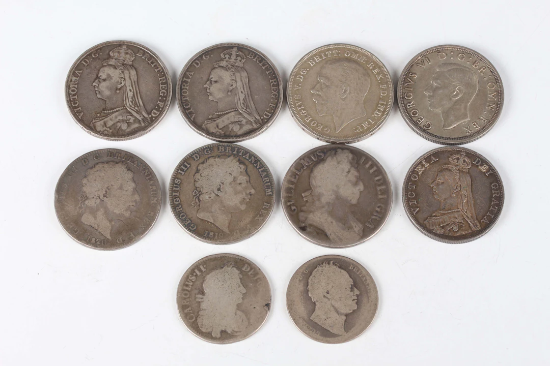 A collection of 17th, 18th, 19th and 20th century silver and silver