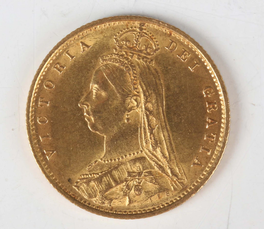 A Victoria Jubilee Head half-sovereign 1887. Note: this lot includes
