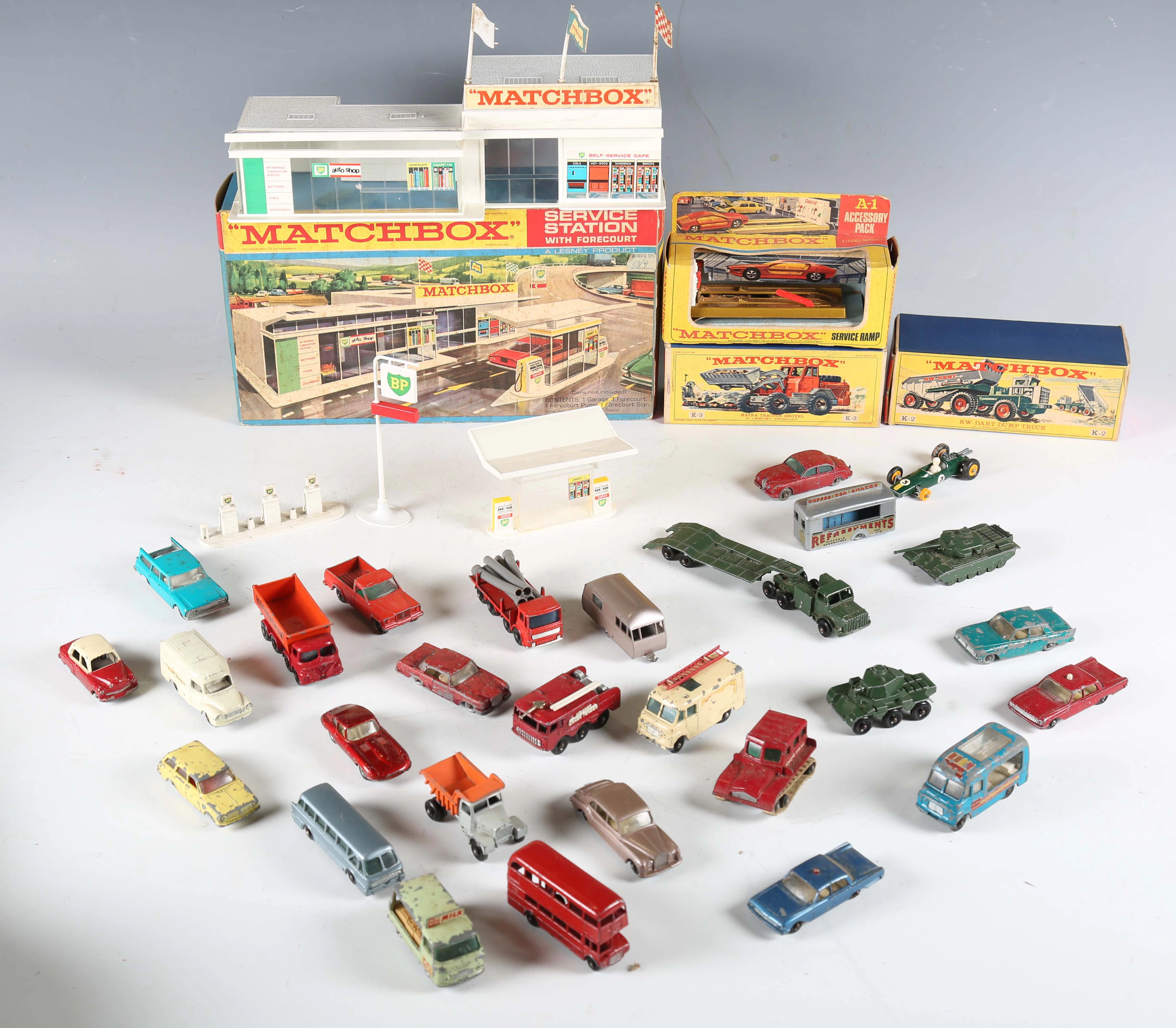 A collection of Matchbox 1-75 regular wheels vehicles, including No.