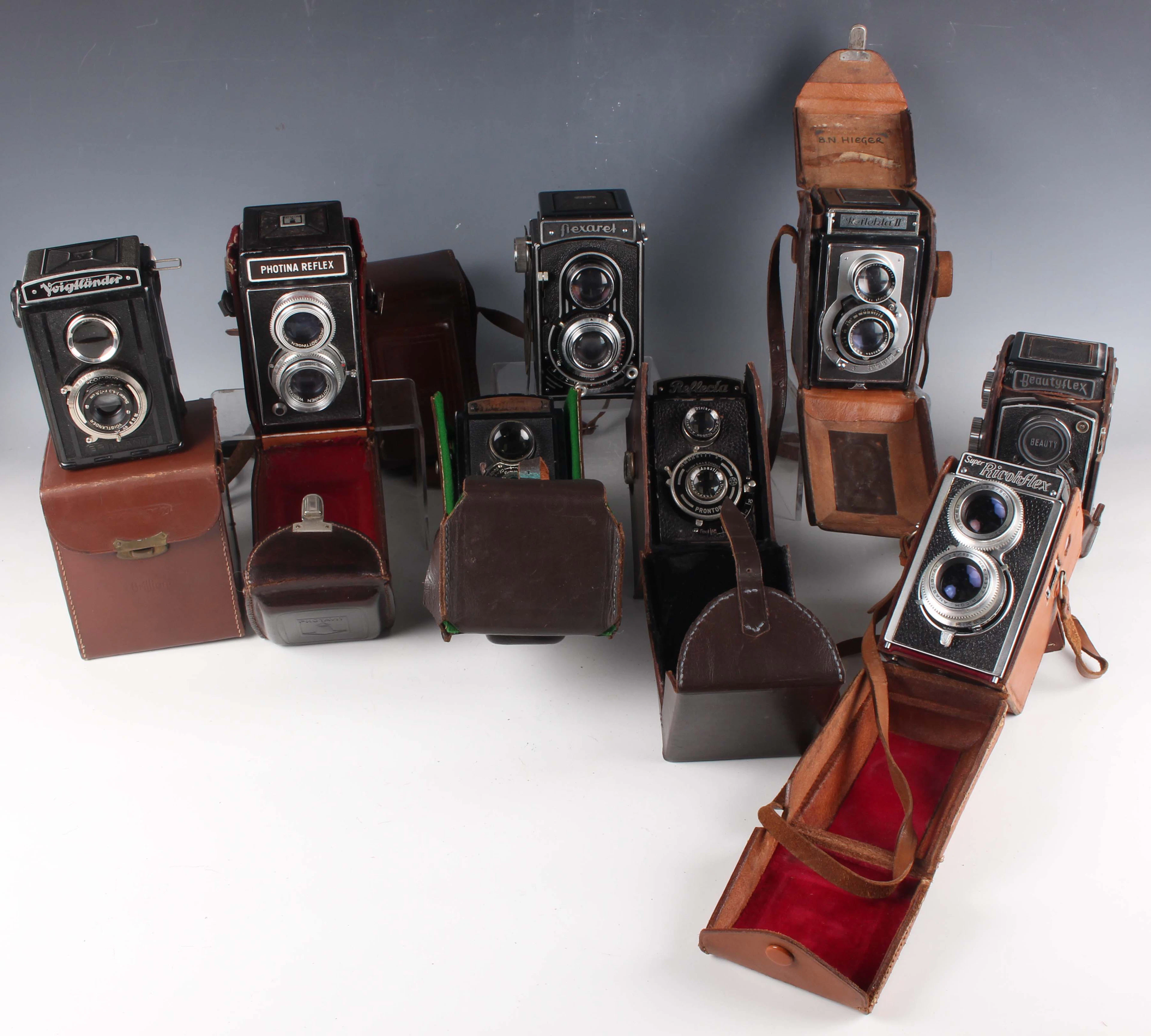 A Taiyodo Koki Co Ltd Beautyflex twin lens reflex camera, with brown