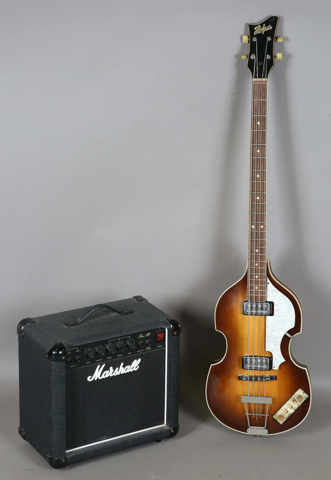 A Hofner 500/1 hollow body violin electric bass guitar with sunburst