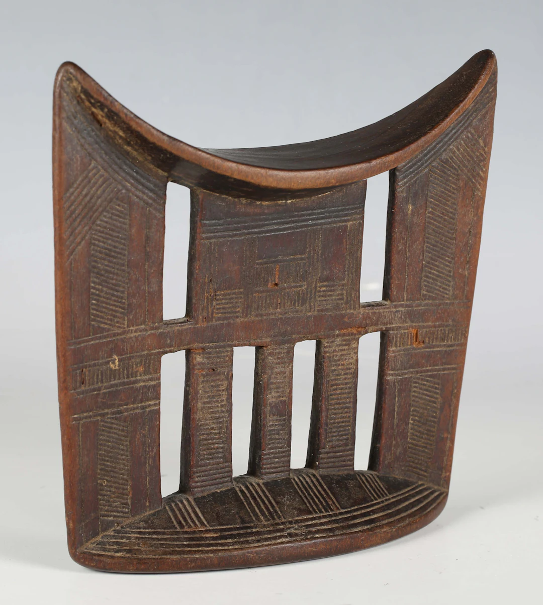 An Ethiopian Kambatta carved wooden headrest, probably 19th century