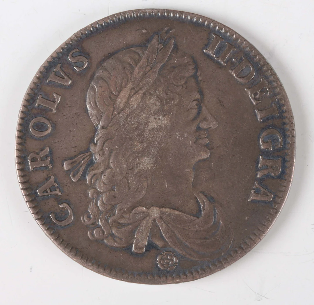 A Charles II crown 1662, rose below bust, Sp 3350 (good/very fine