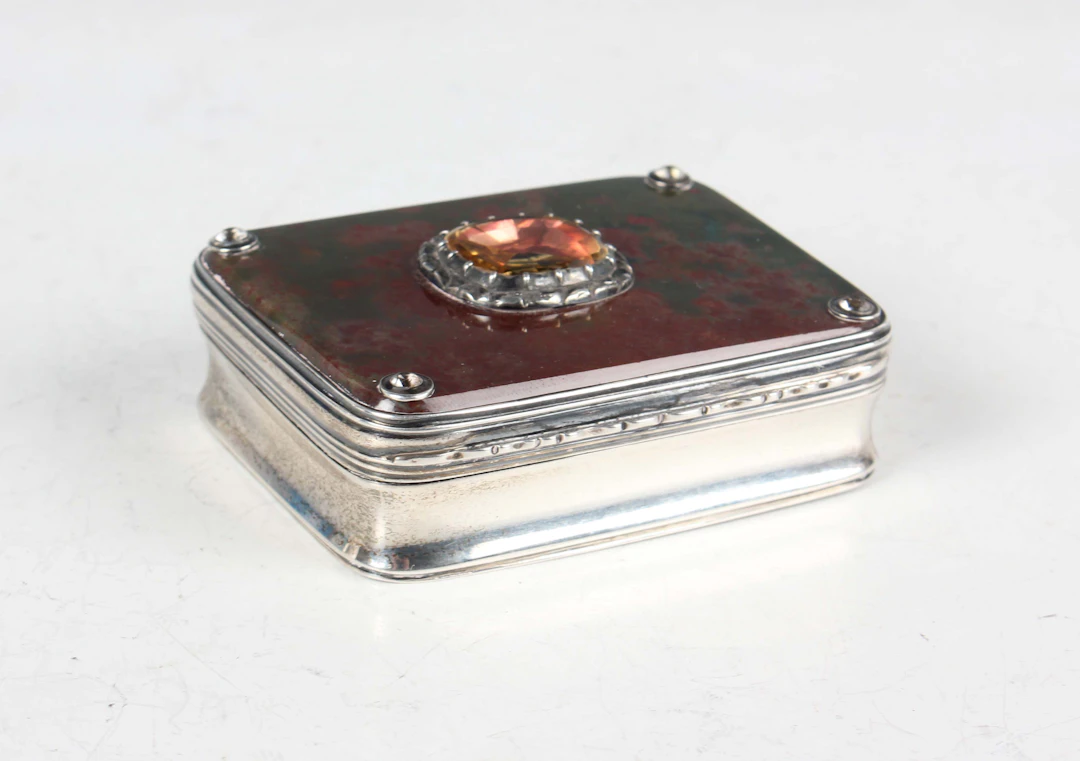 A 19th century silver and bloodstone snuff box of rectangular form