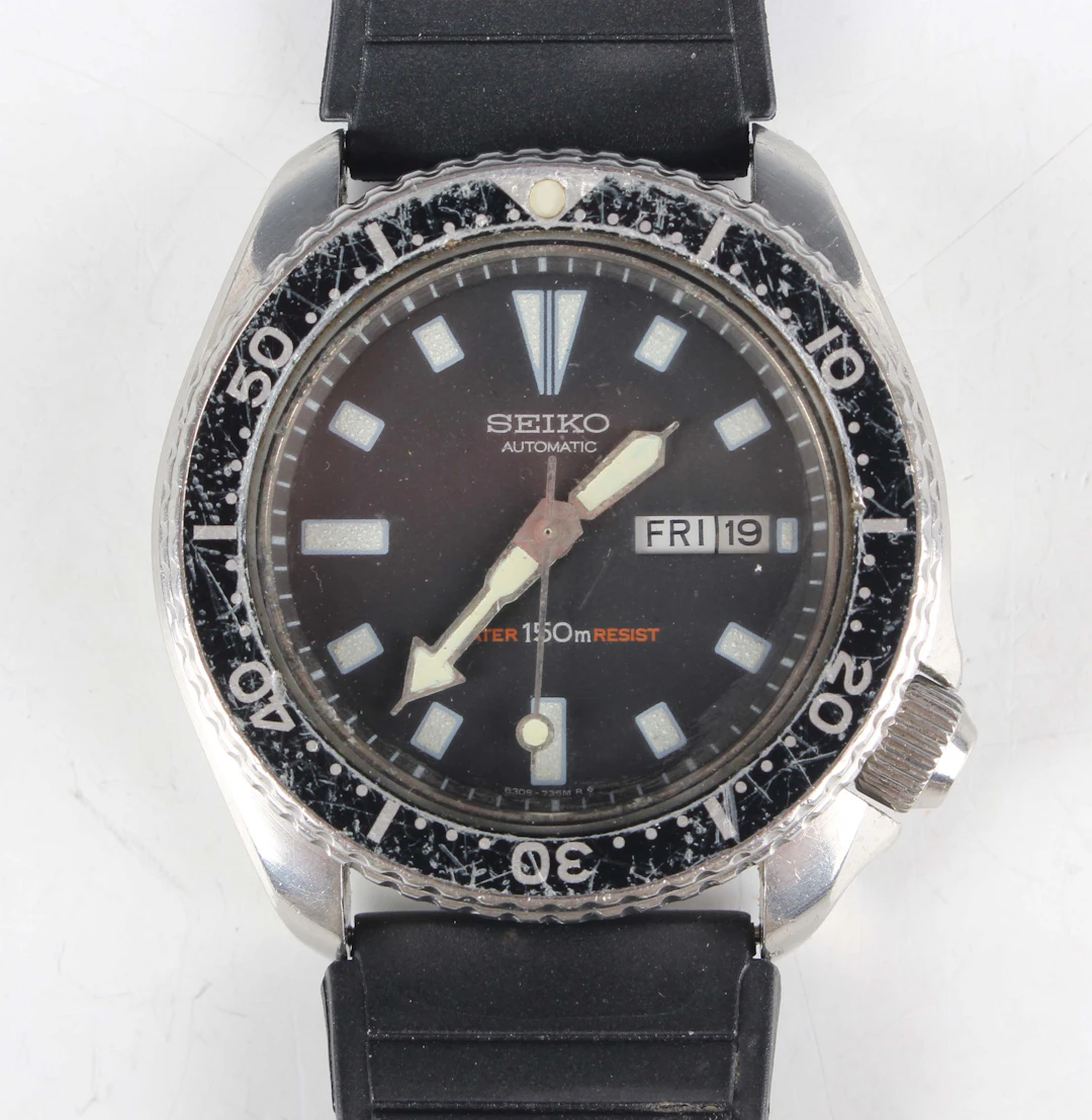 A Seiko Automatic 150M stainless steel circular cased gentleman's