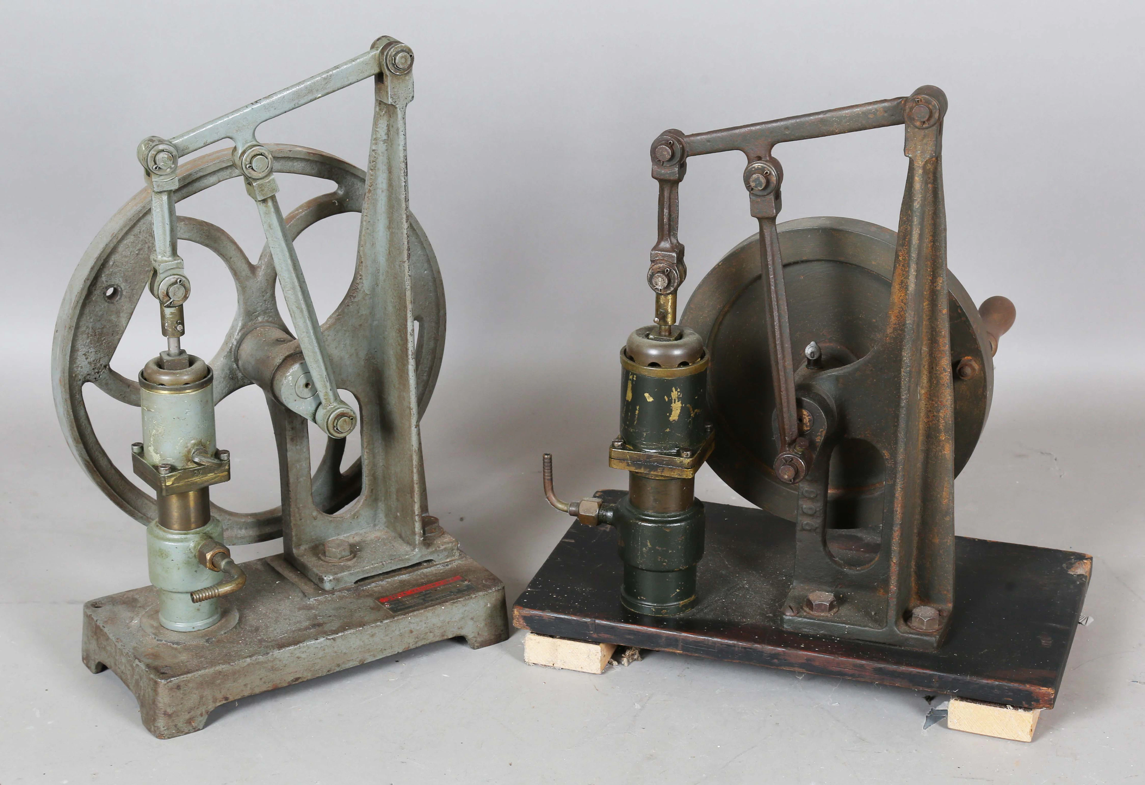 A 'Geryk' vacuum pump by Pulsometer Engineering Co Ltd, with 35cm