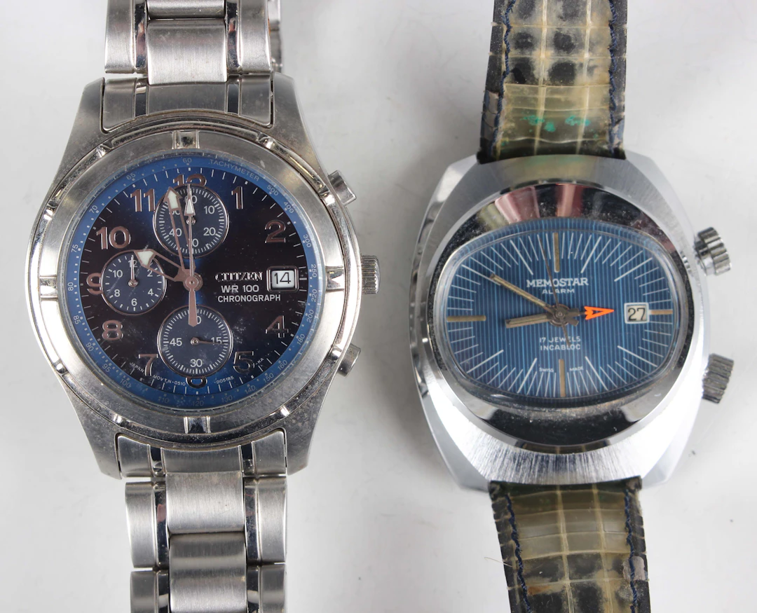 A Memostar Alarm chrome fronted and steel backed gentleman's wristwatch