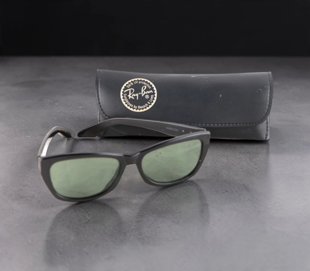 Ray-Ban