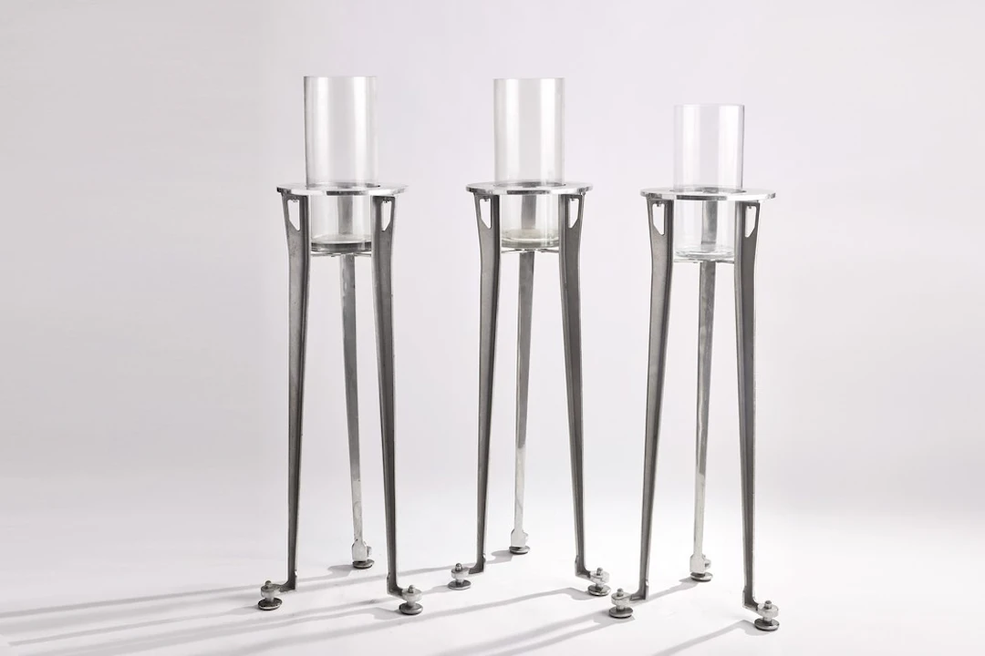 Ronald Cecil SPORTES (1943-2025) Réunion de trois vases sur piètement