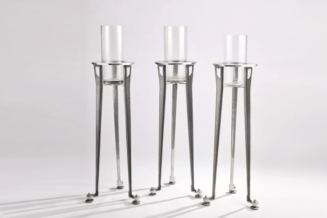 Ronald Cecil SPORTES (1943-2025) Réunion de trois vases sur piètement