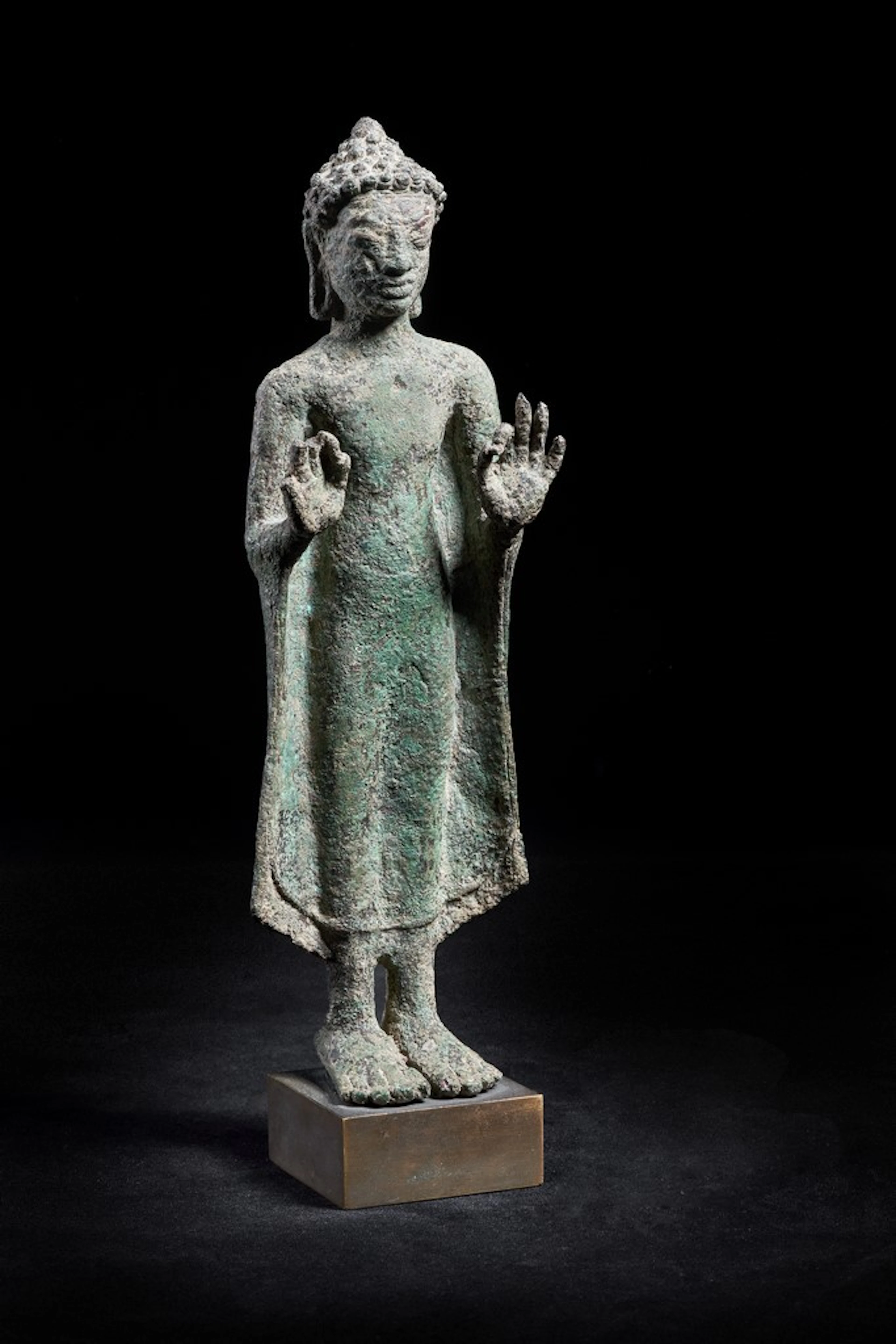 "Bouddha debout en bronze, période Dvaravati, centre de la Thaïlande