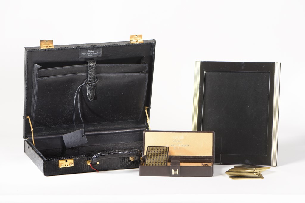 VAN CLEEF & ARPELS. Attaché-case en lézard noir (varanus niloticus)
