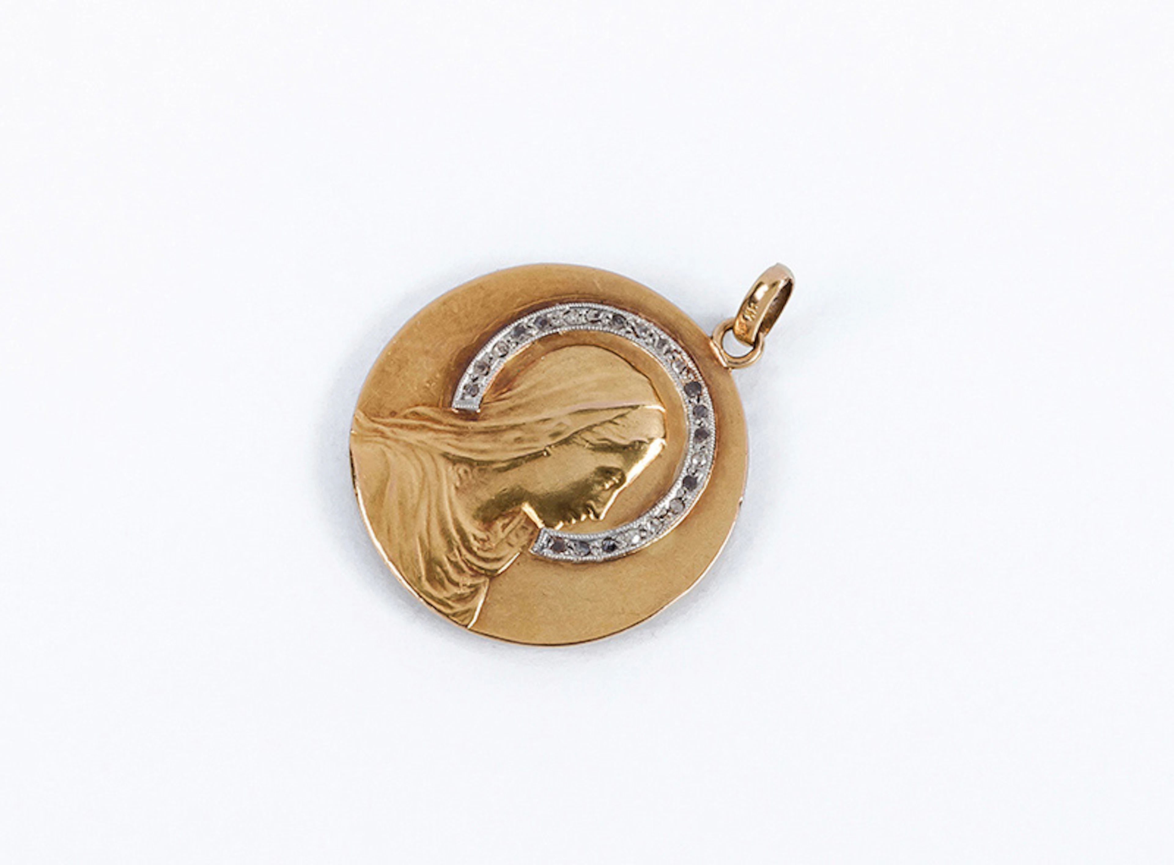 Medalla antigua en oro amarillo 18 K