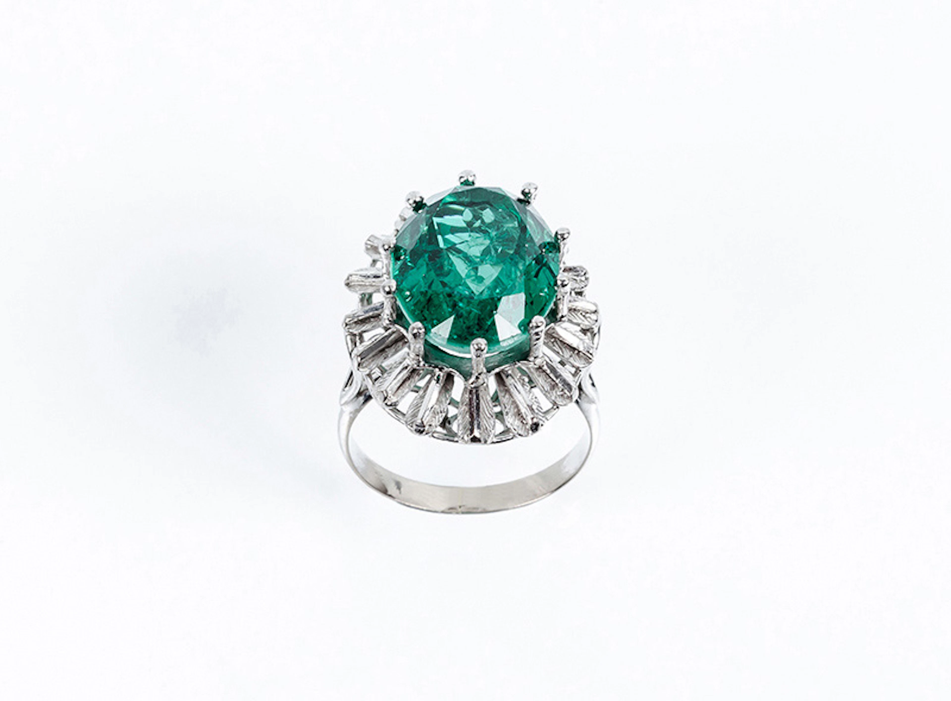 Sortija vintage en oro blanco 18 K
