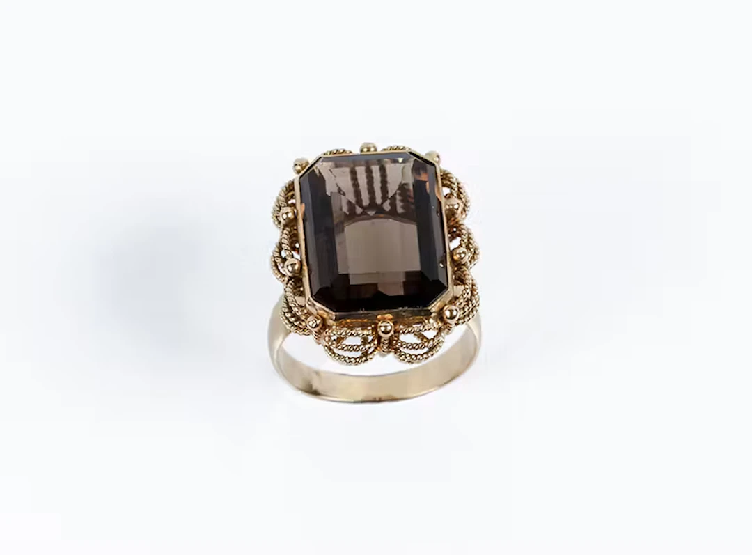 Sortija vintage en oro amarillo 18 K