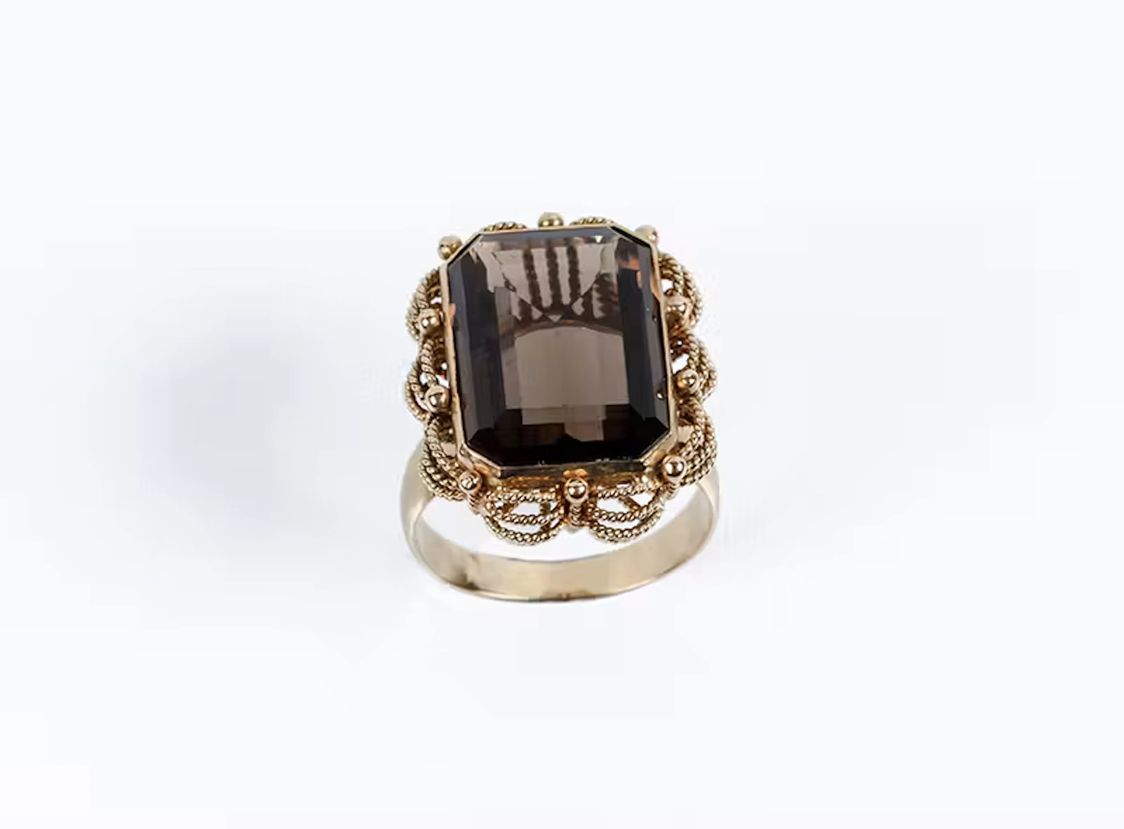 Sortija vintage en oro amarillo 18 K