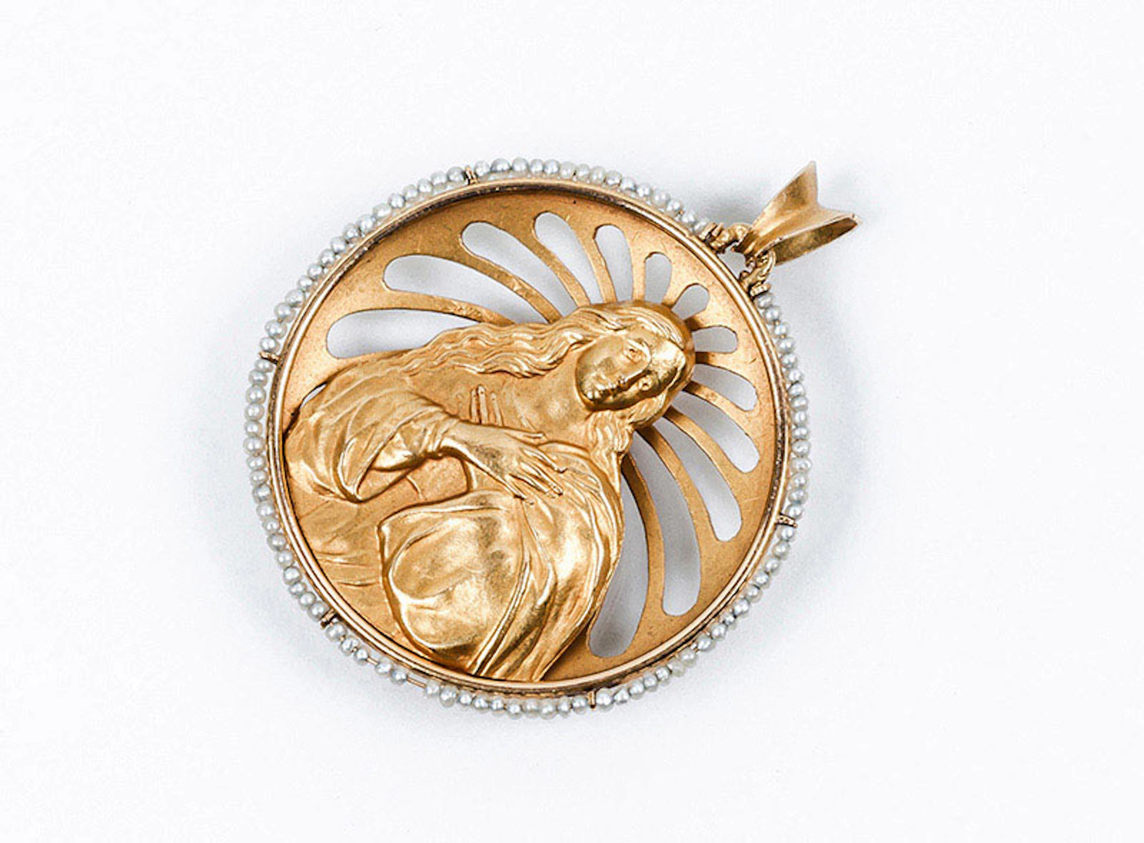 Delicada medalla colgante vintage en oro amarillo 18 K