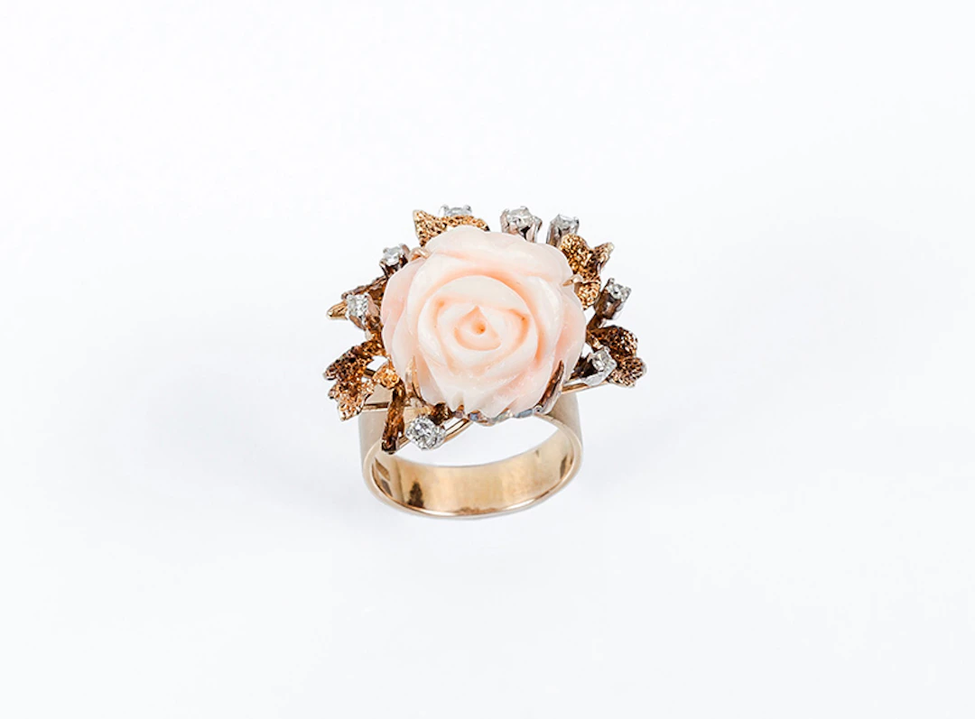 Sortija vintage en sólida montura de oro rosa 14 K
