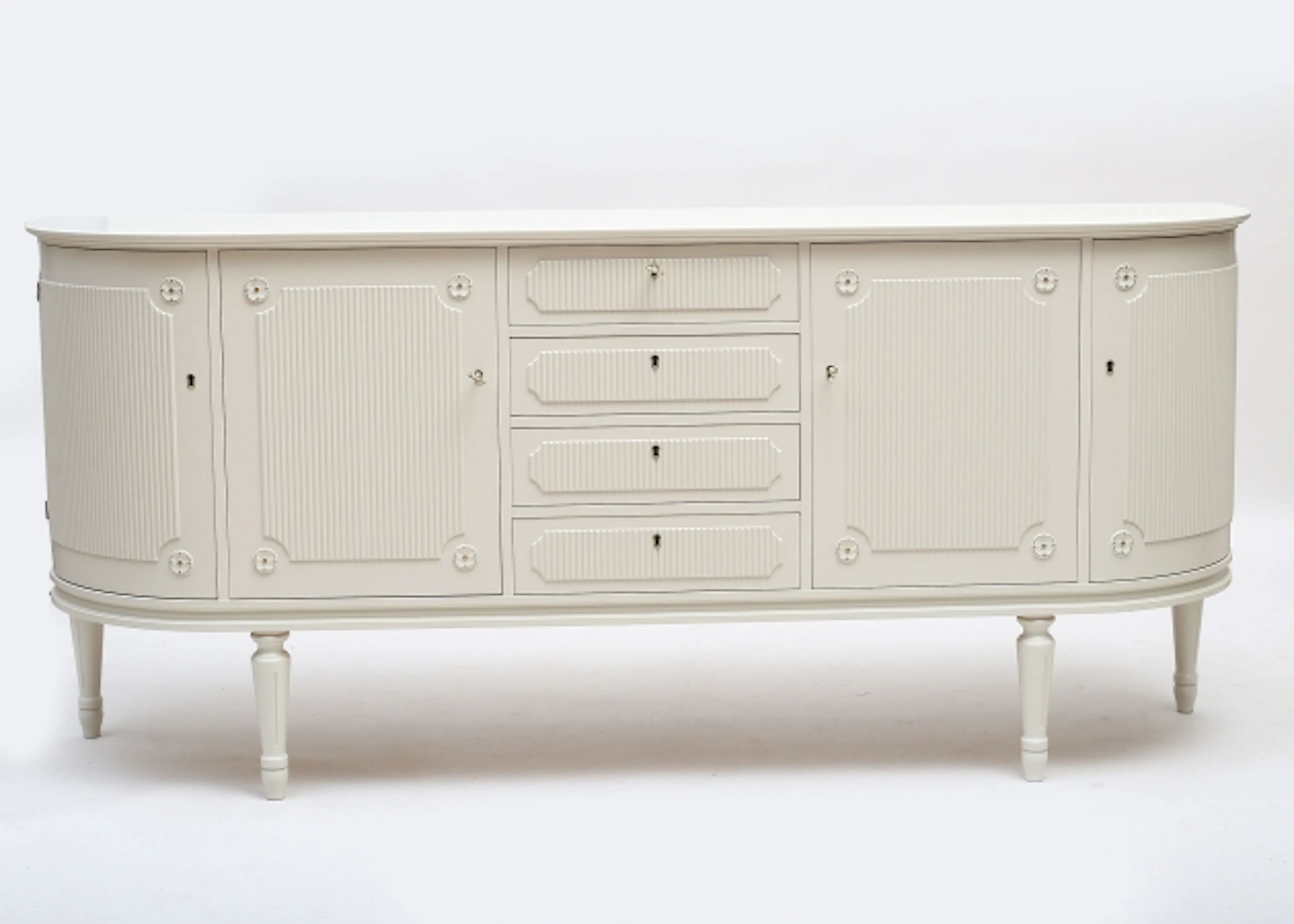 Sideboard gustaviansk stil
