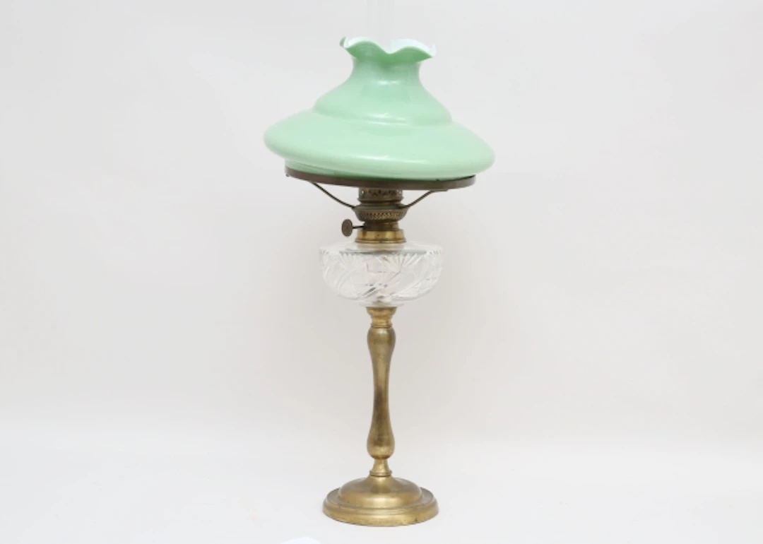 Bordsfotogenlampa tidigt 1900-tal