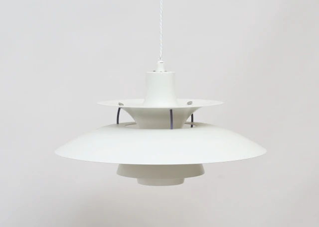 Takarmatur "PH5" Poul Henningsen