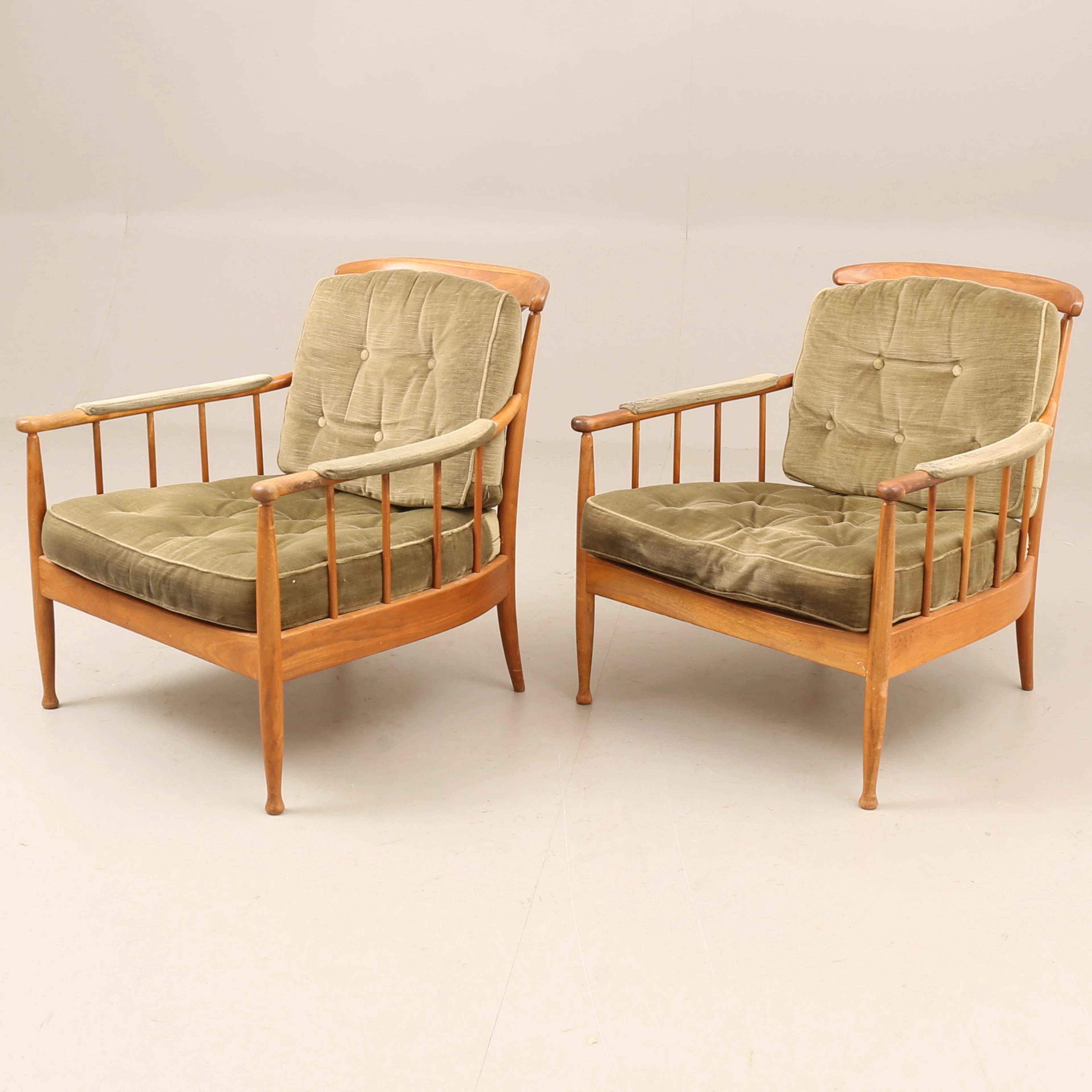 KERSTIN HÖRLIN-HOLMQUIST. FÅTÖLJER, 2 stycken, "Skrindan", 1900-talets
