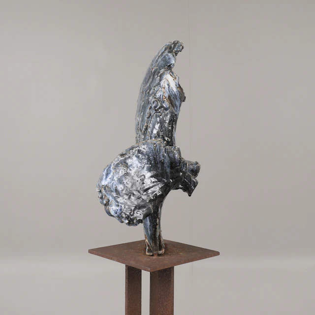 HERTHA HILLFON. Skulptur, stengods osignerad.