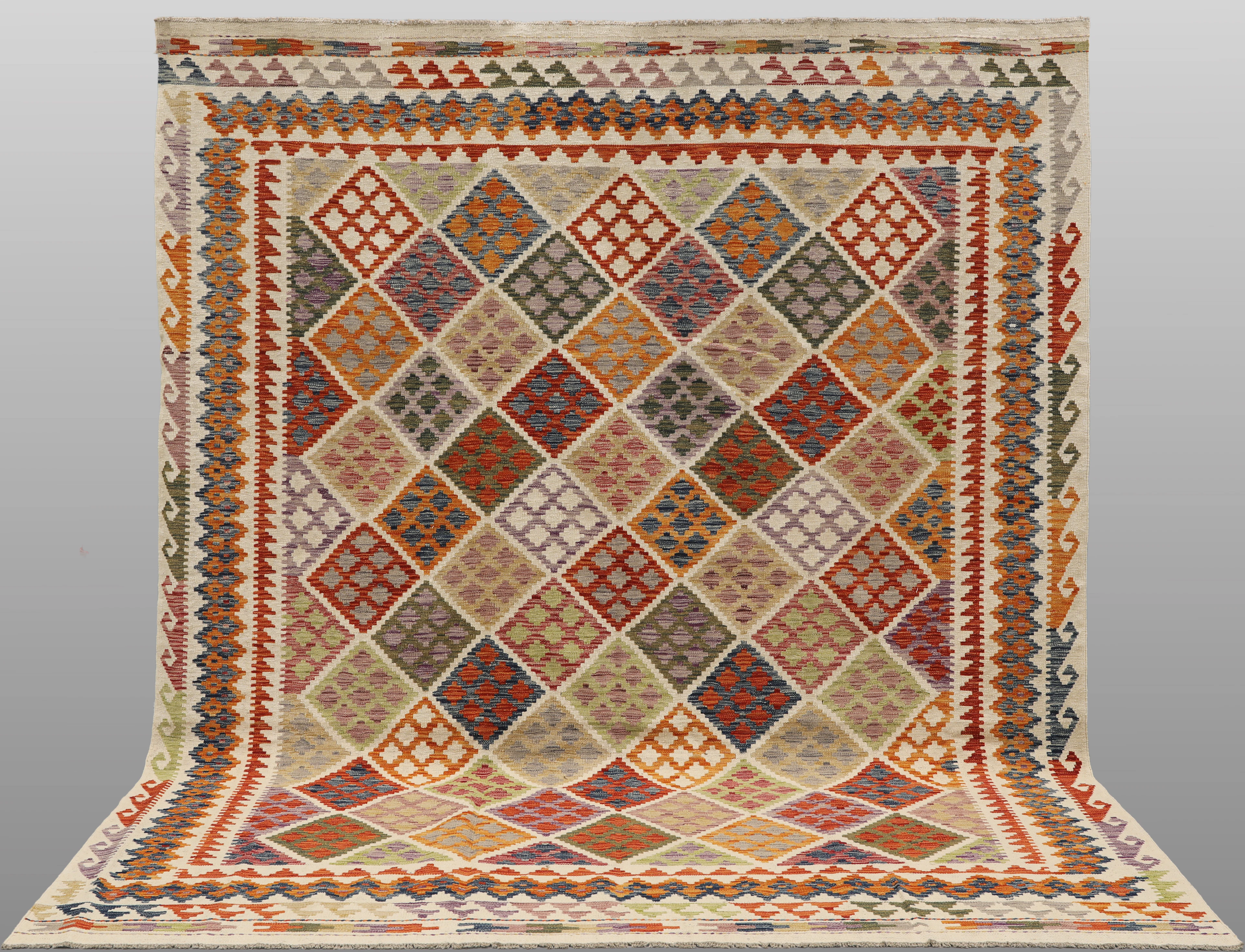 MATTA, Kelim, cirka 298 x 259 cm.