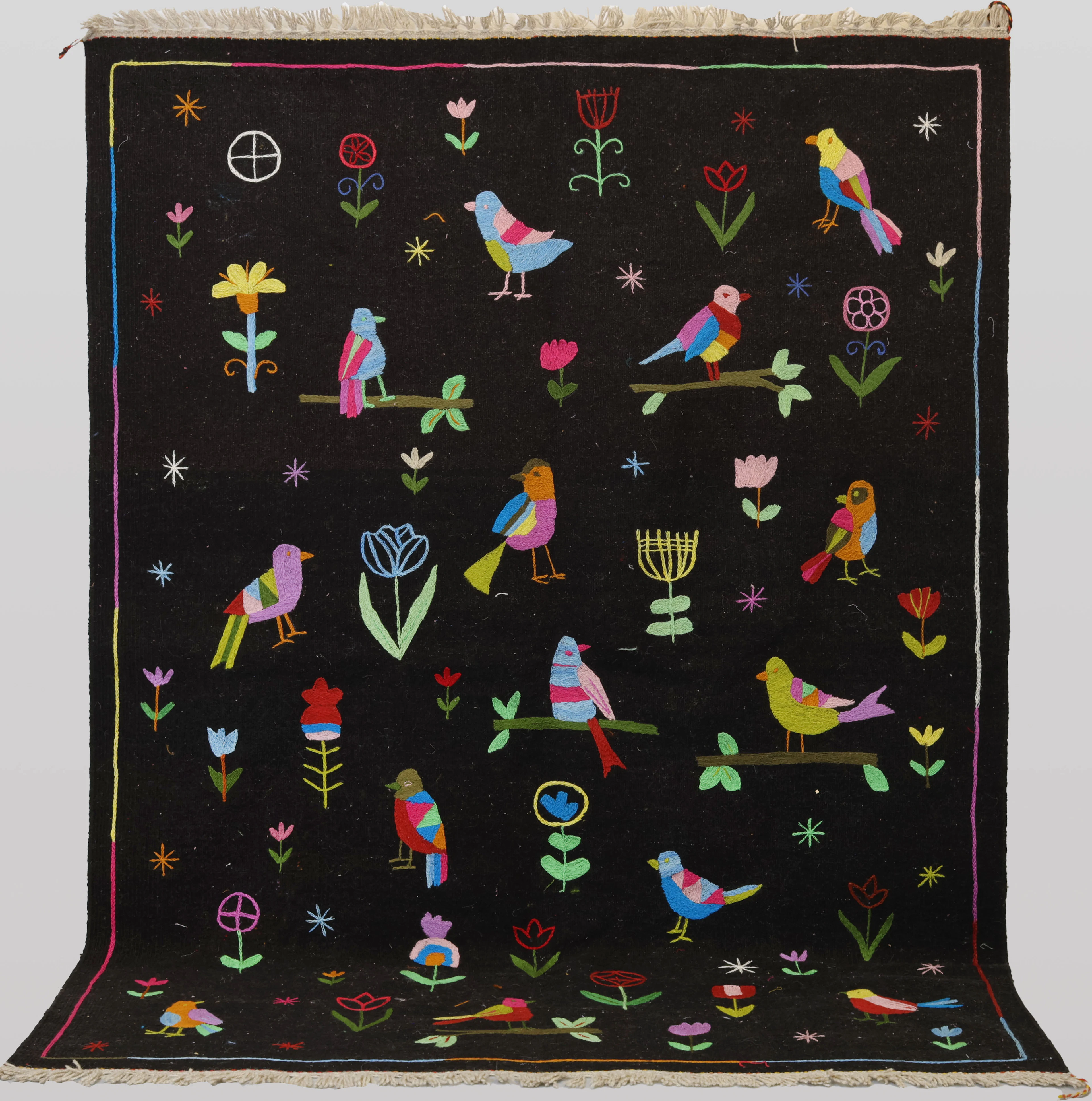 MATTA, Kelim med handbroderi, cirka 204 x 150 cm.