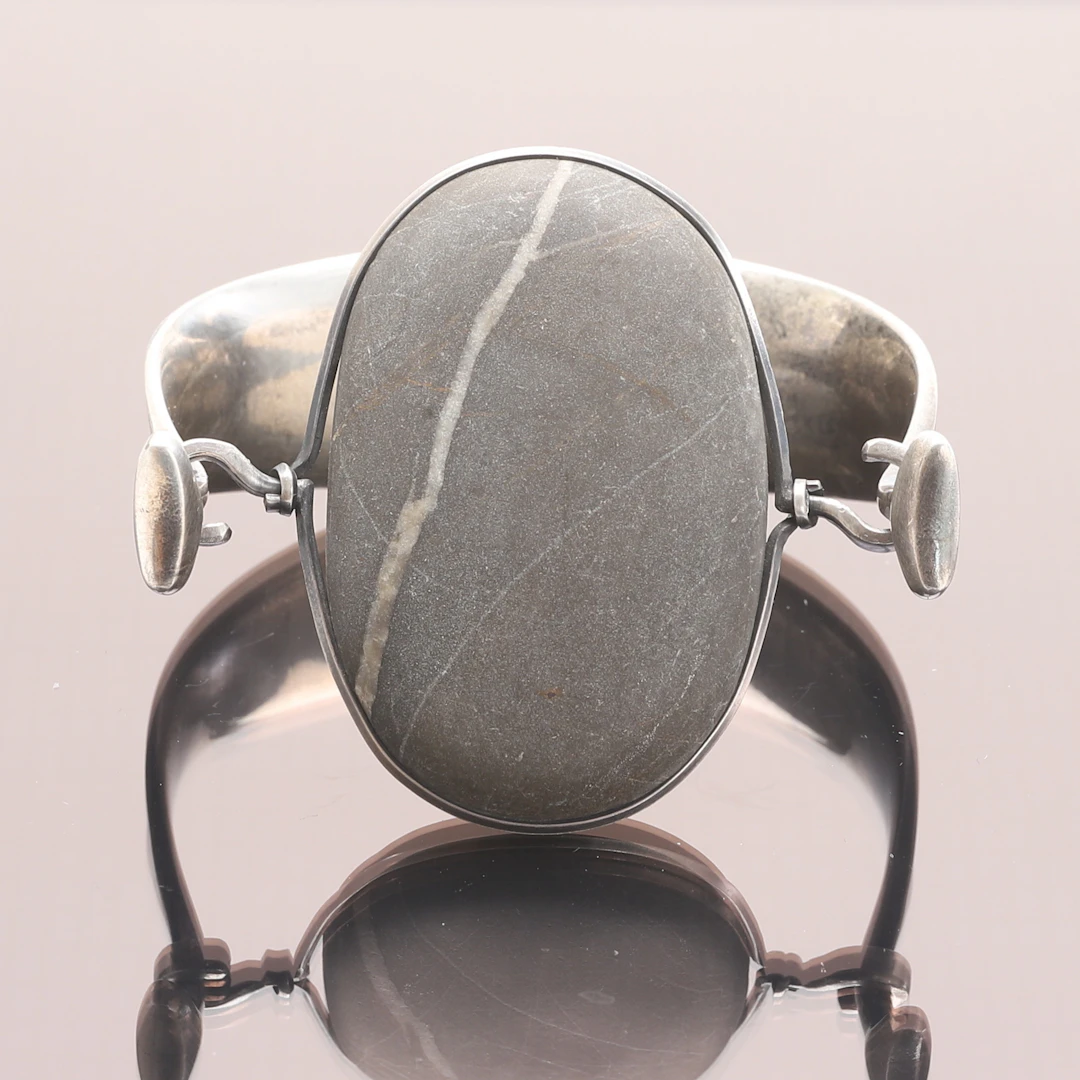 VIVIANNA TORUN BÜLOW-HÜBE. Armring, silver, egen verkstad, Frankrike 1950-tal.