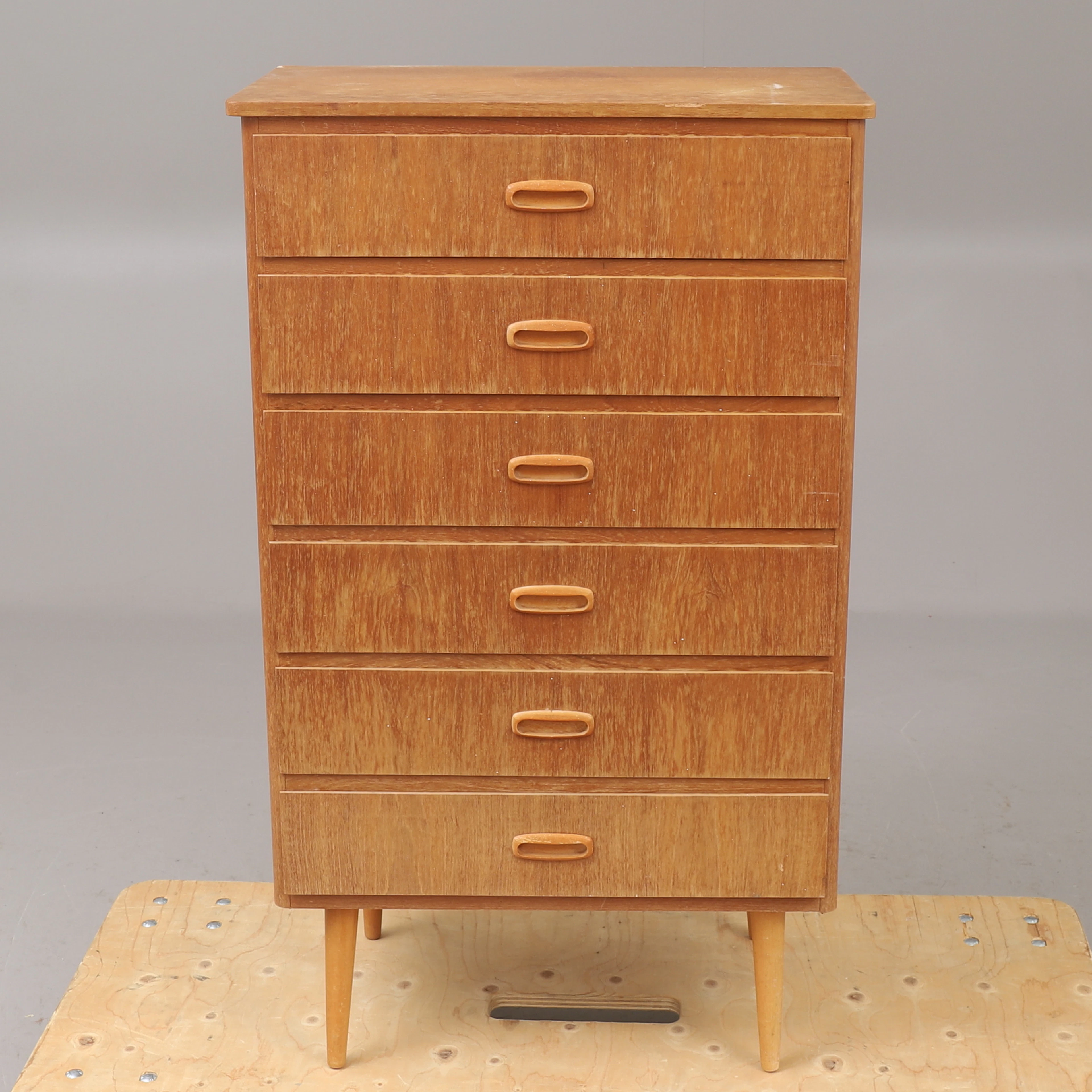 BYRÅ, teak, 1950/60-tal.
