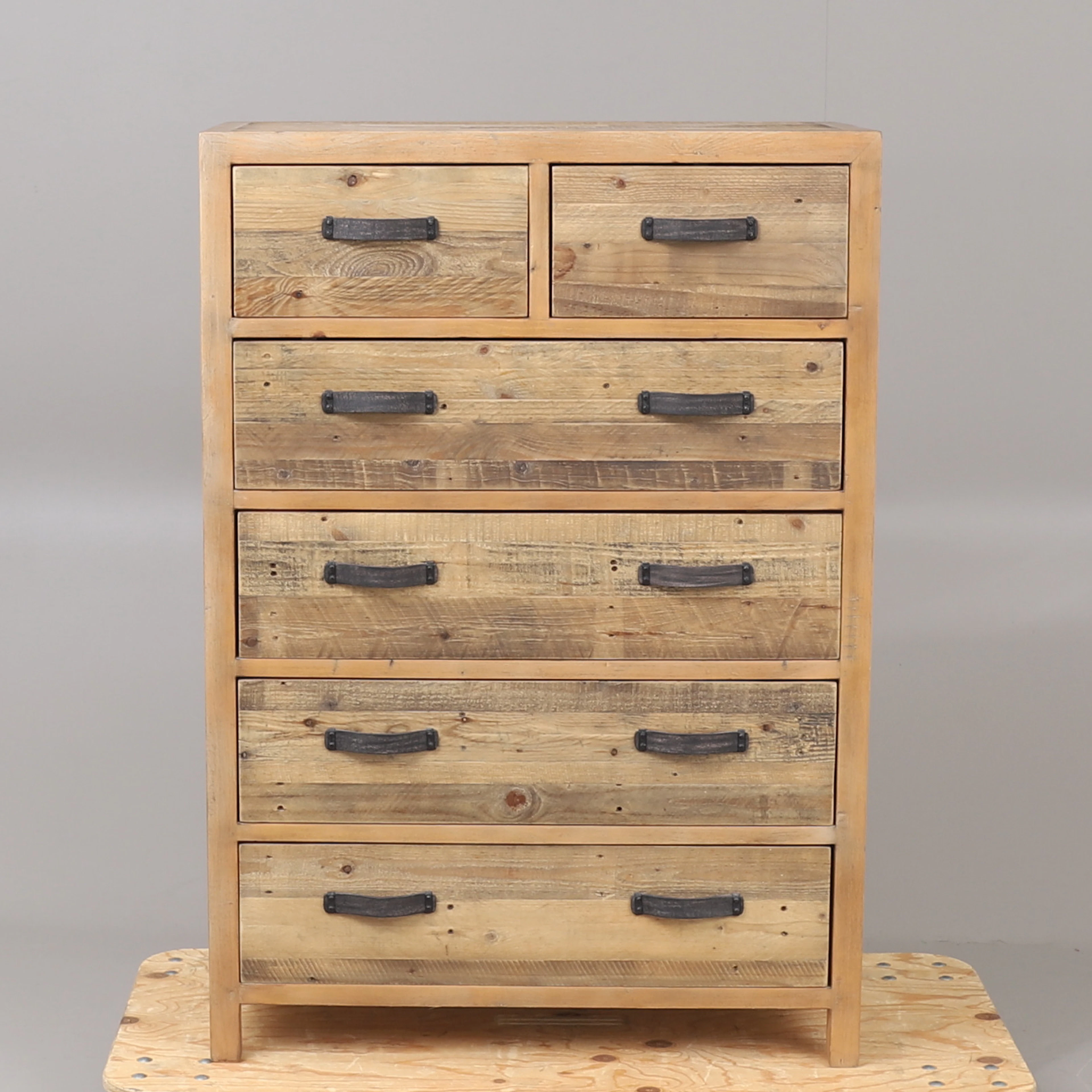 BYRÅ, 6-lådig, "Woodenforge", återvunnet trä, Mio.