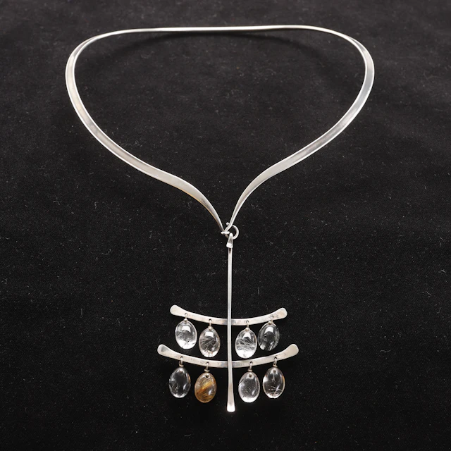 VIVIANNA TORUN BÜLOW-HÜBE. Collier med hänge, sterlingsilver, Georg