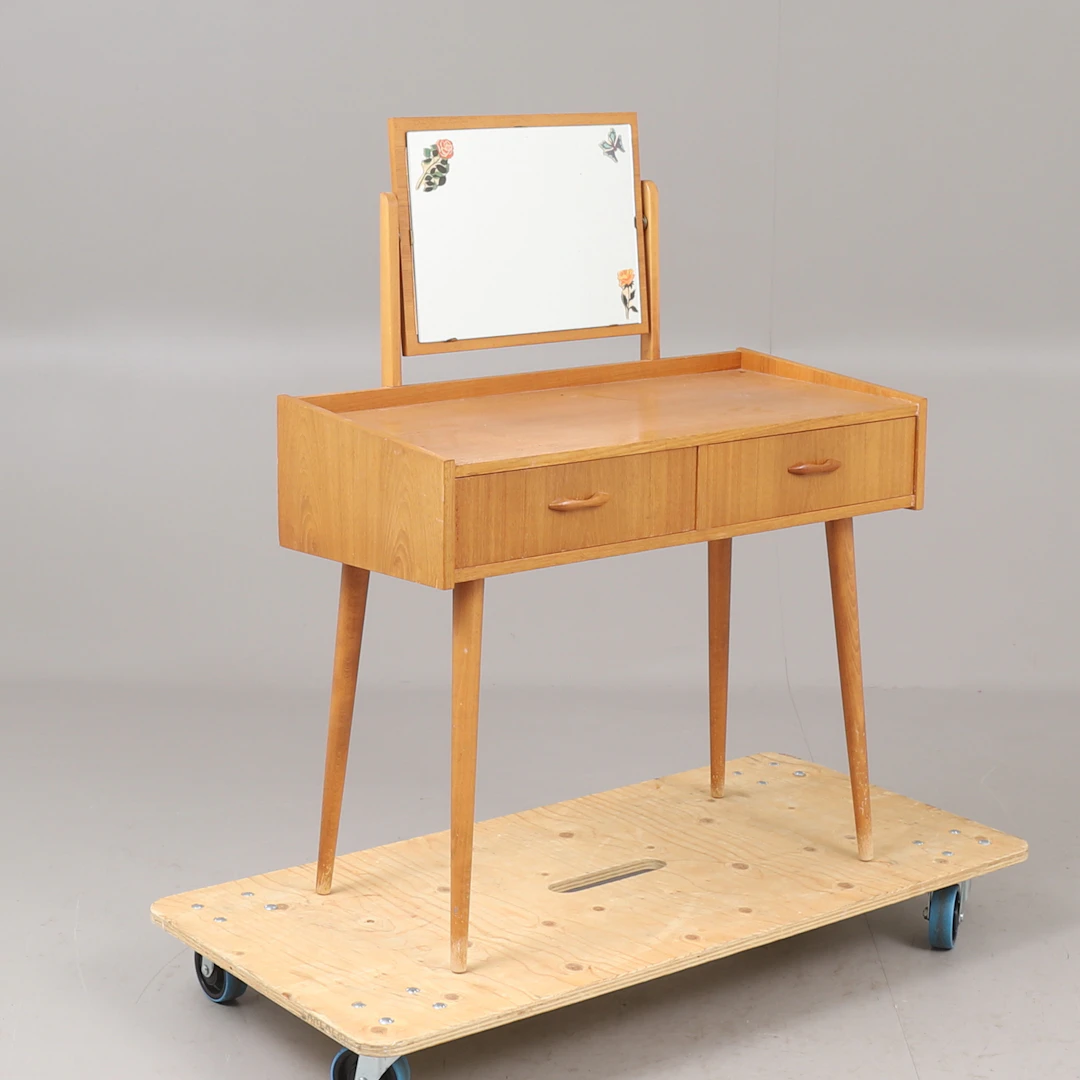 TOILETTBORD med spegel, 1960-tal.