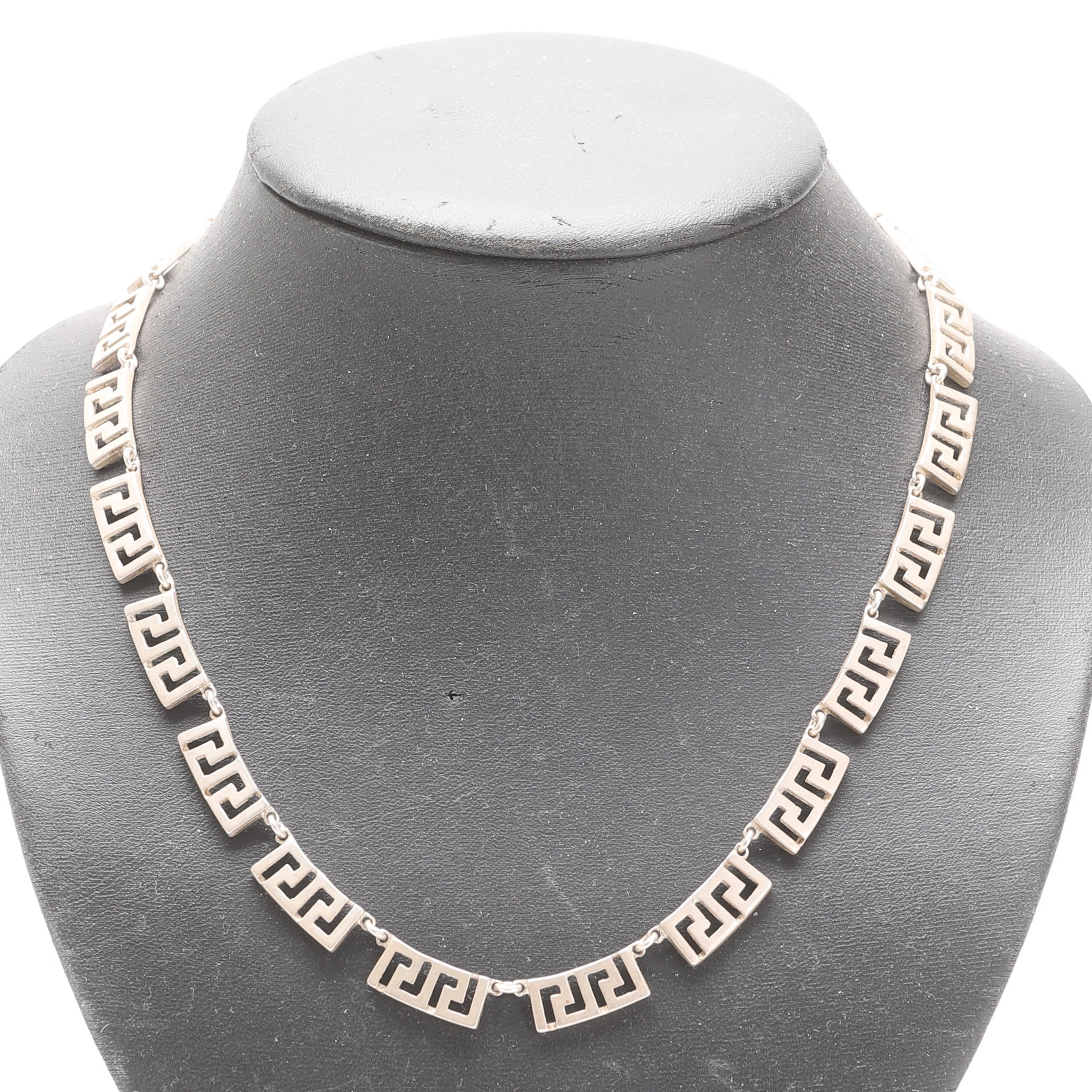 COLLIER, silver.