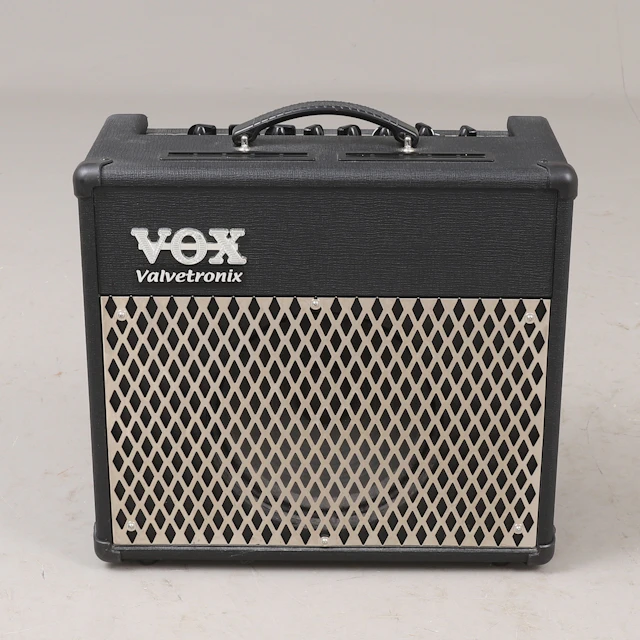 FÖRSTÄRKARE, VOX Valvetronix.