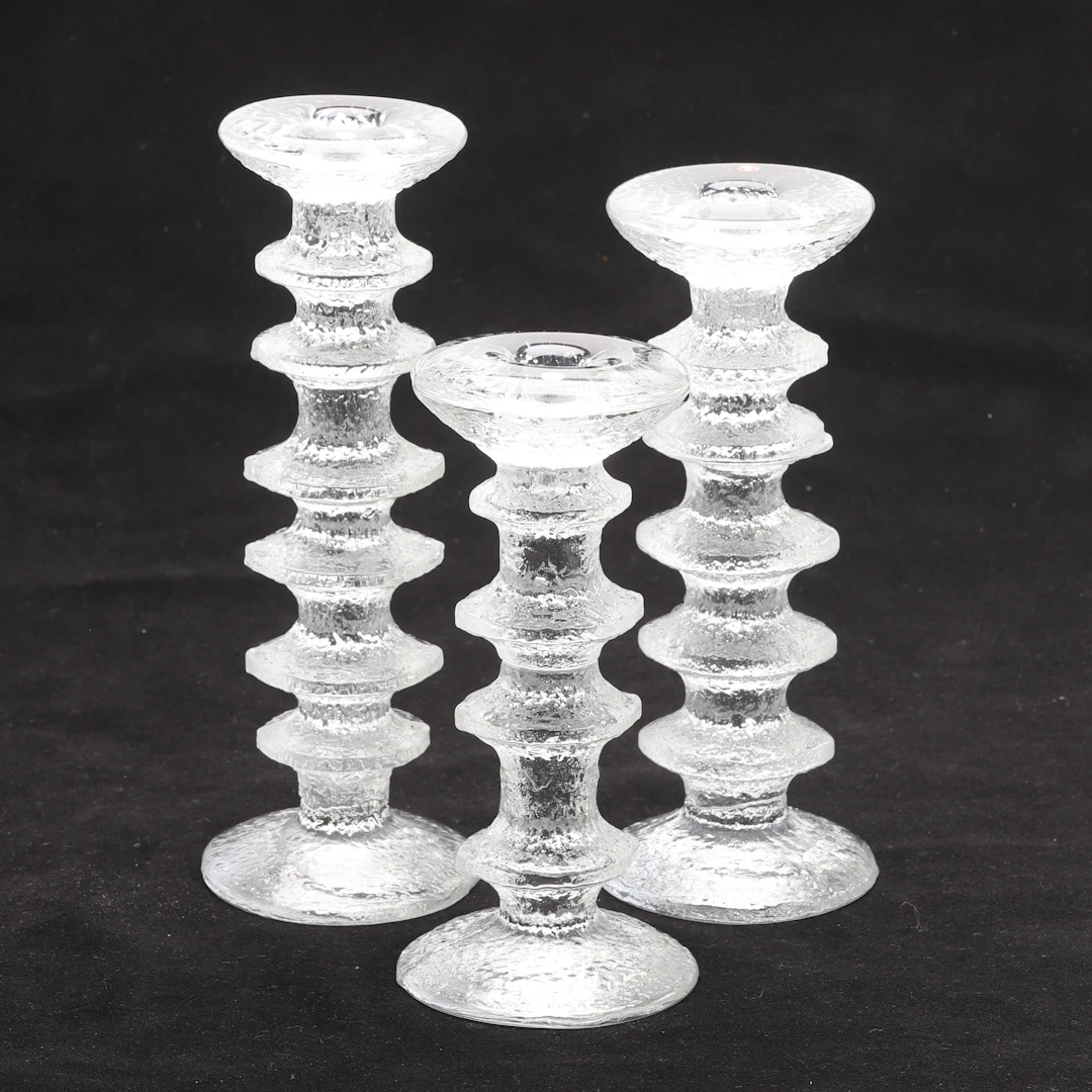 TIMO SARPANEVA. Ljusstakar, 3 stycken, "Festivo", Iittala, Finland.