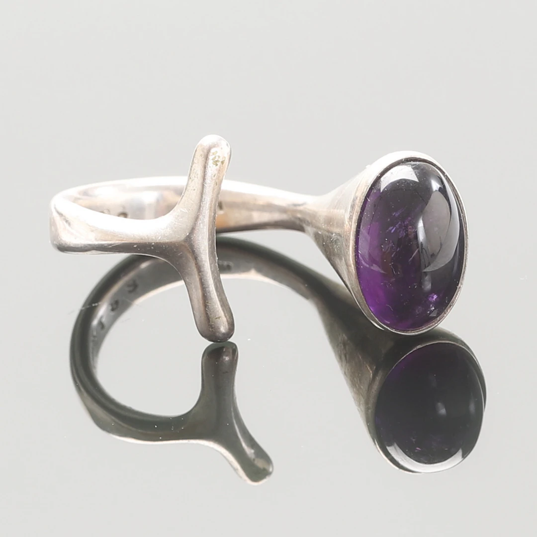 VIVIANNA TORUN BÜLOW-HÜBE. Ring, sterlingsilver, för Georg Jensen, Danmark.