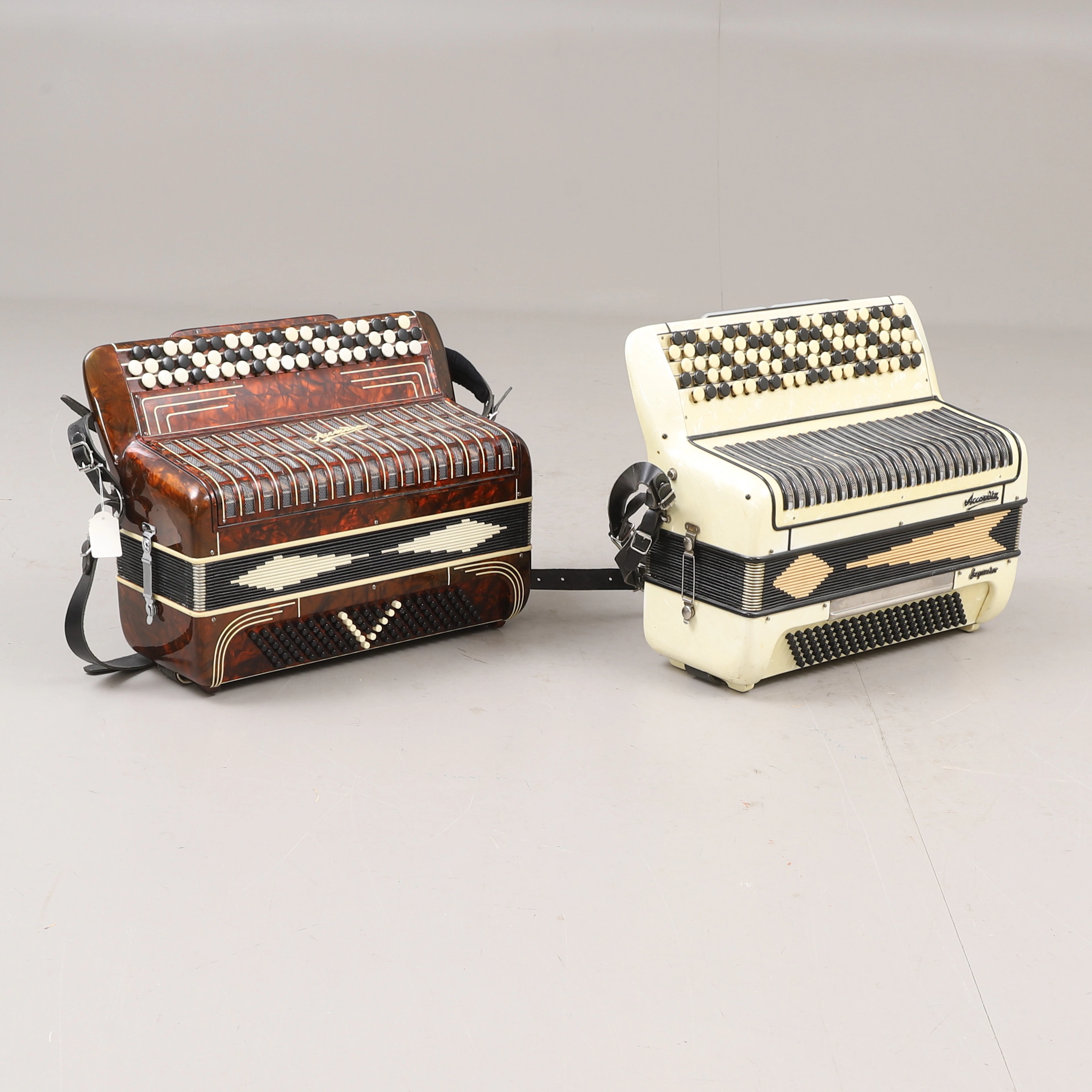 DRAGSPEL, Accordia, 2 stycken, 1950-tal.
